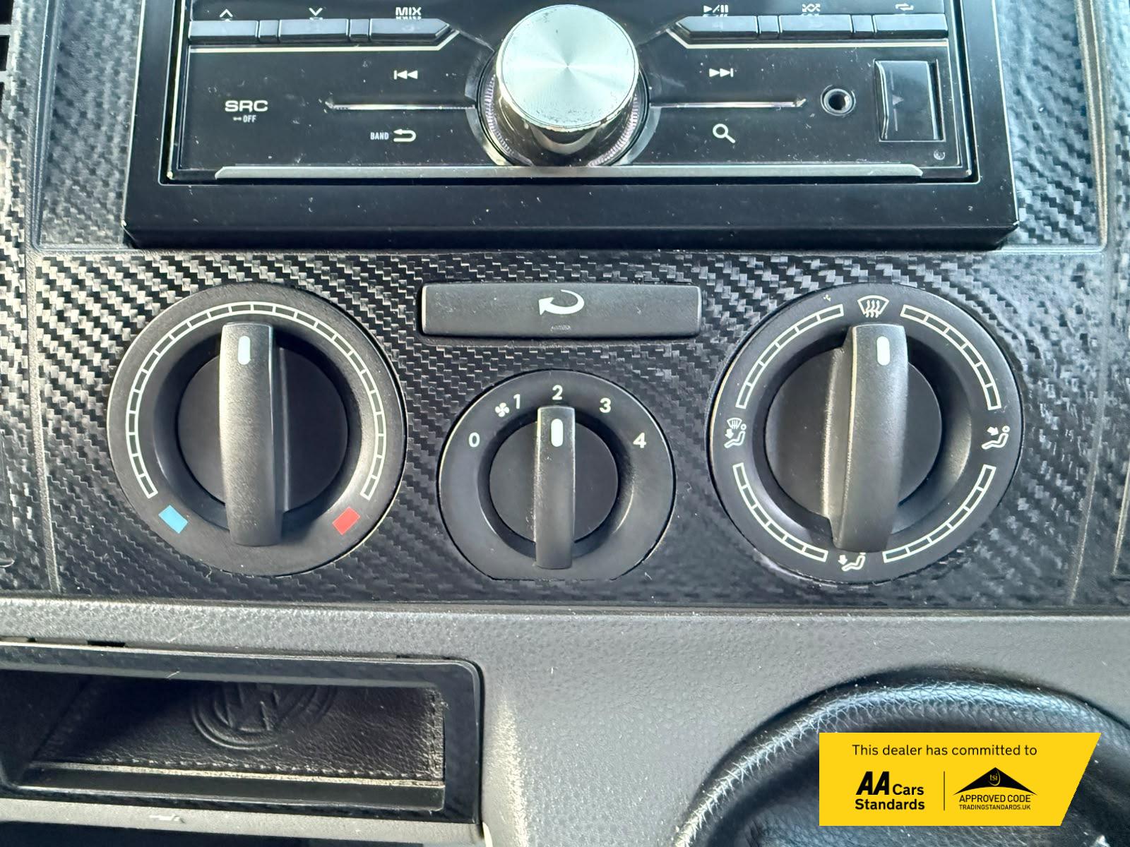 2005 Volkswagen Transporter 1.9 TDI PD T28 Panel Van 4dr Diesel Manual L1 H1 (211 g/km, 83 bhp) - Thumbnail 29