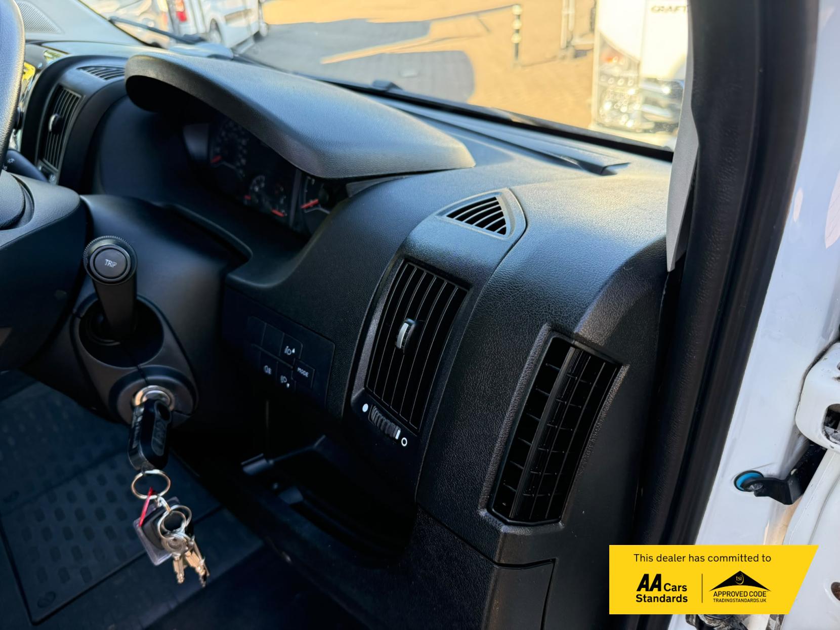 2019 Peugeot Boxer 2.0 BlueHDi 335 Built for Business Low Floor Luton 4dr Diesel Manual L3 Euro 6 (160 ps) - Thumbnail 87
