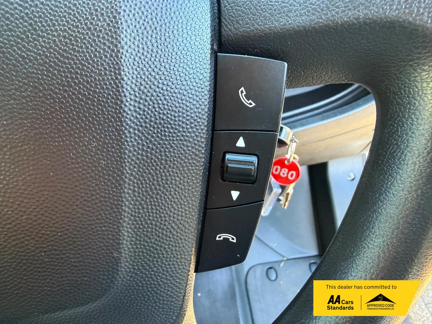2019 Peugeot Boxer 2.0 BlueHDi 335 Built for Business Low Floor Luton 4dr Diesel Manual L3 Euro 6 (160 ps) - Thumbnail 81