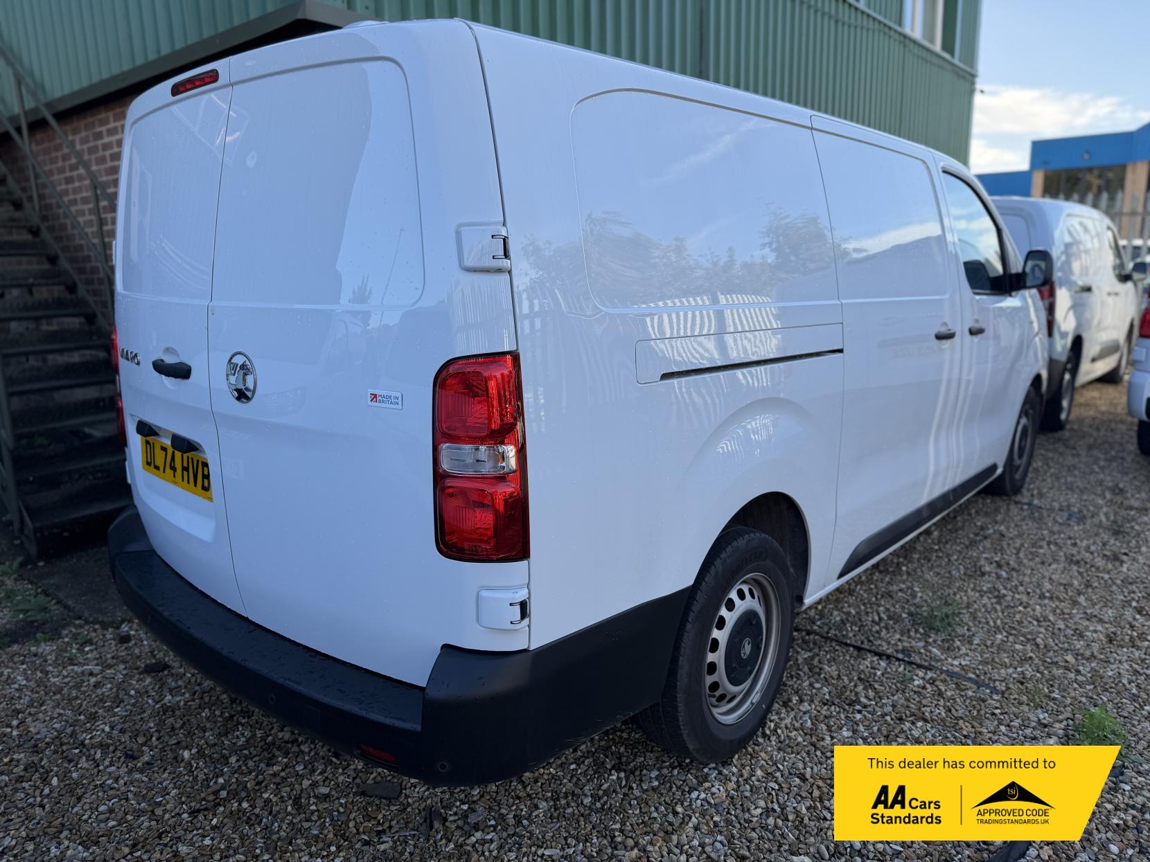2024 Vauxhall Vivaro 1.5 Turbo D Prime XL Panel Van 6dr Diesel Manual LWB Euro 6 (s/s) (120 ps) - Thumbnail 4