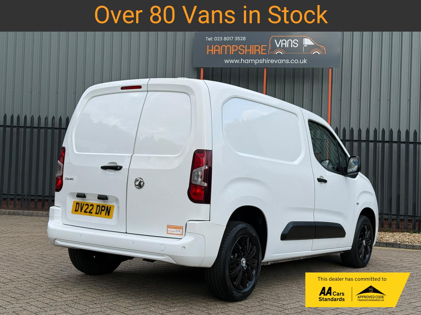 2022 Vauxhall Combo 1.5 Turbo D 2300 Sportive Panel Van 5dr Diesel Manual L1 H1 Euro 6 (100 ps) - Thumbnail 4