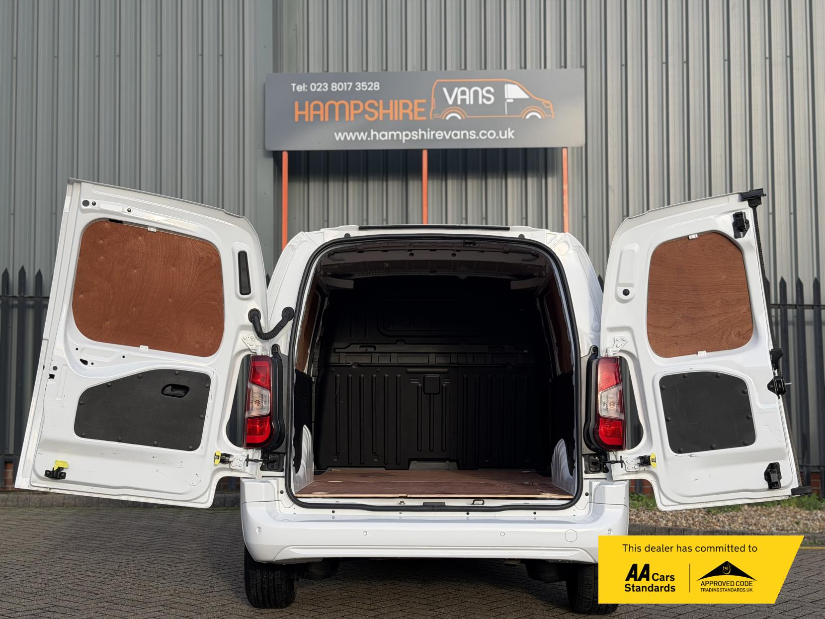 Vauxhall Combo 1.5 Turbo D 2300 Sportive Panel Van 4dr Diesel Manual L2 H1 Euro 6 (s/s) (100 ps)