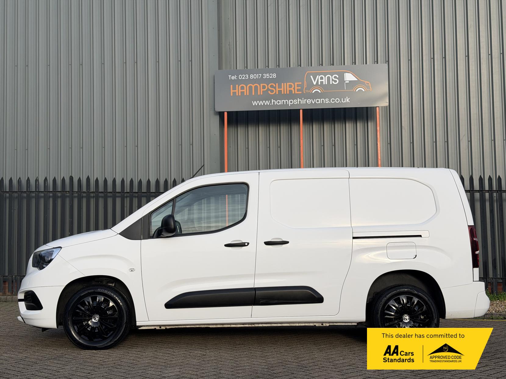 Vauxhall Combo 1.5 Turbo D 2300 Sportive Panel Van 4dr Diesel Manual L2 H1 Euro 6 (s/s) (100 ps)
