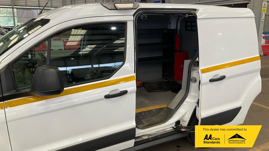 2018 Ford Transit Connect 1.5 TDCi 220 Panel Van 5dr Diesel Manual L1 H1 (124 g/km, 99 bhp) - Thumbnail 8