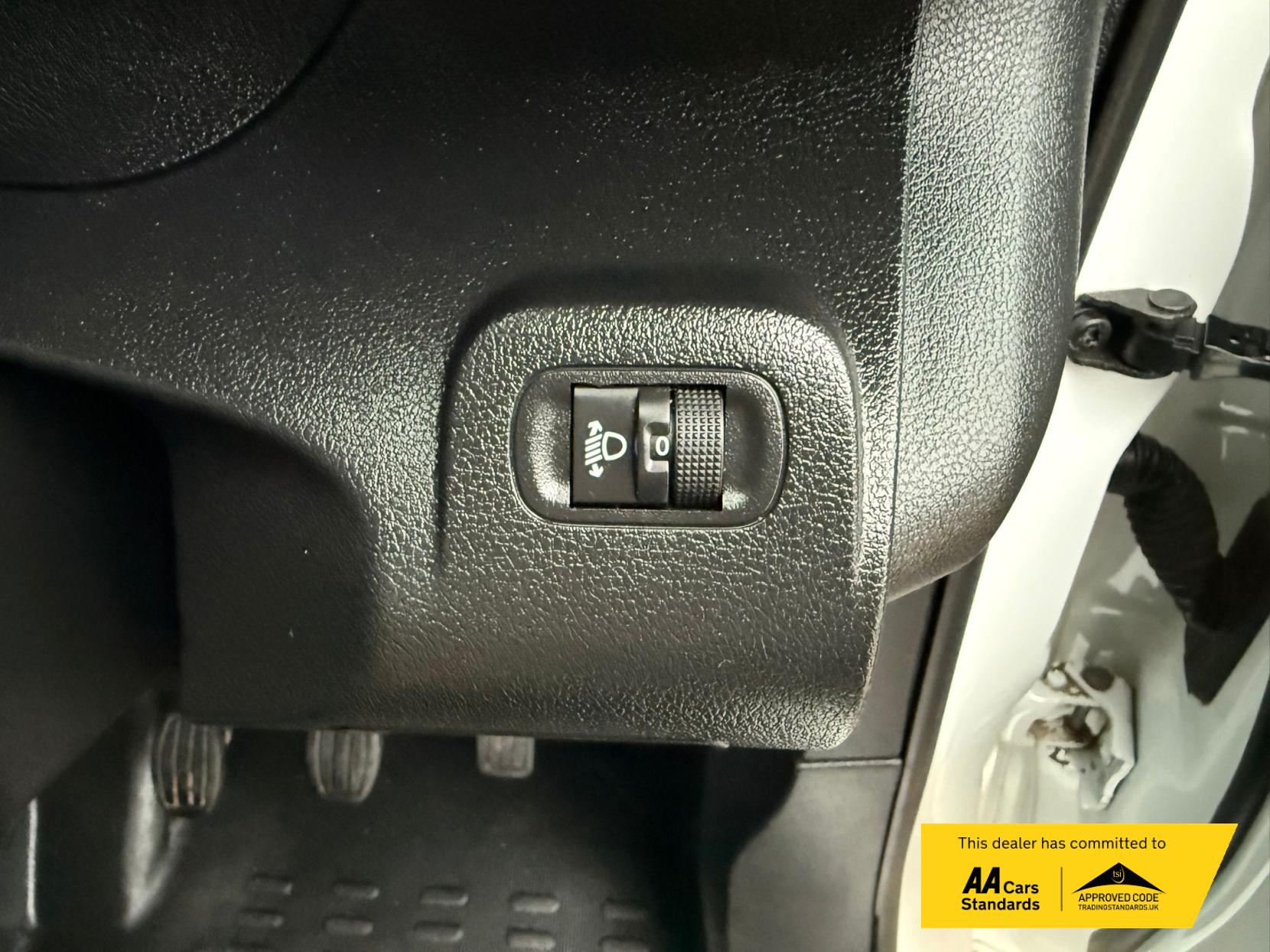 2022 Peugeot Partner 1.5 BlueHDi 850 Professional Long Crew Van Double Cab 6dr Diesel Manual LWB Euro 6 (100 bhp) - Thumbnail 44