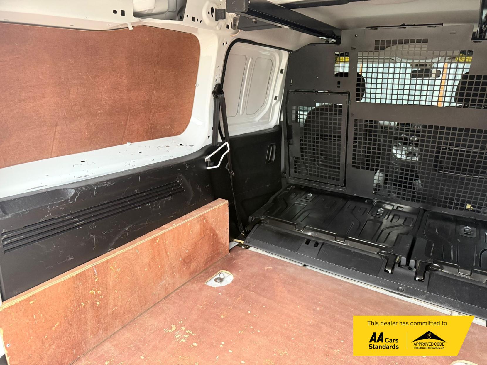 2022 Peugeot Partner 1.5 BlueHDi 850 Professional Long Crew Van Double Cab 6dr Diesel Manual LWB Euro 6 (100 bhp) - Thumbnail 26