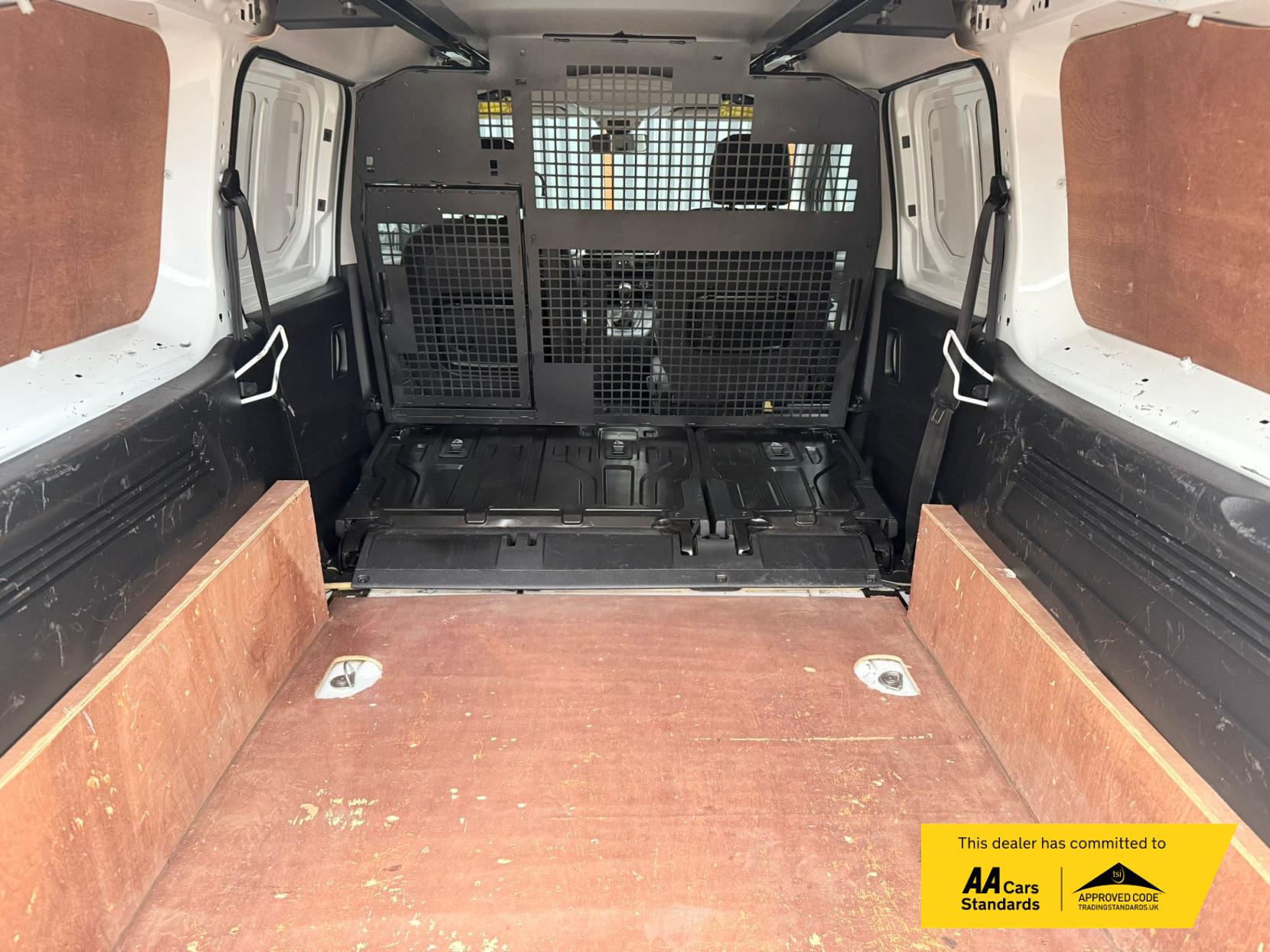 2022 Peugeot Partner 1.5 BlueHDi 850 Professional Long Crew Van Double Cab 6dr Diesel Manual LWB Euro 6 (100 bhp) - Thumbnail 22