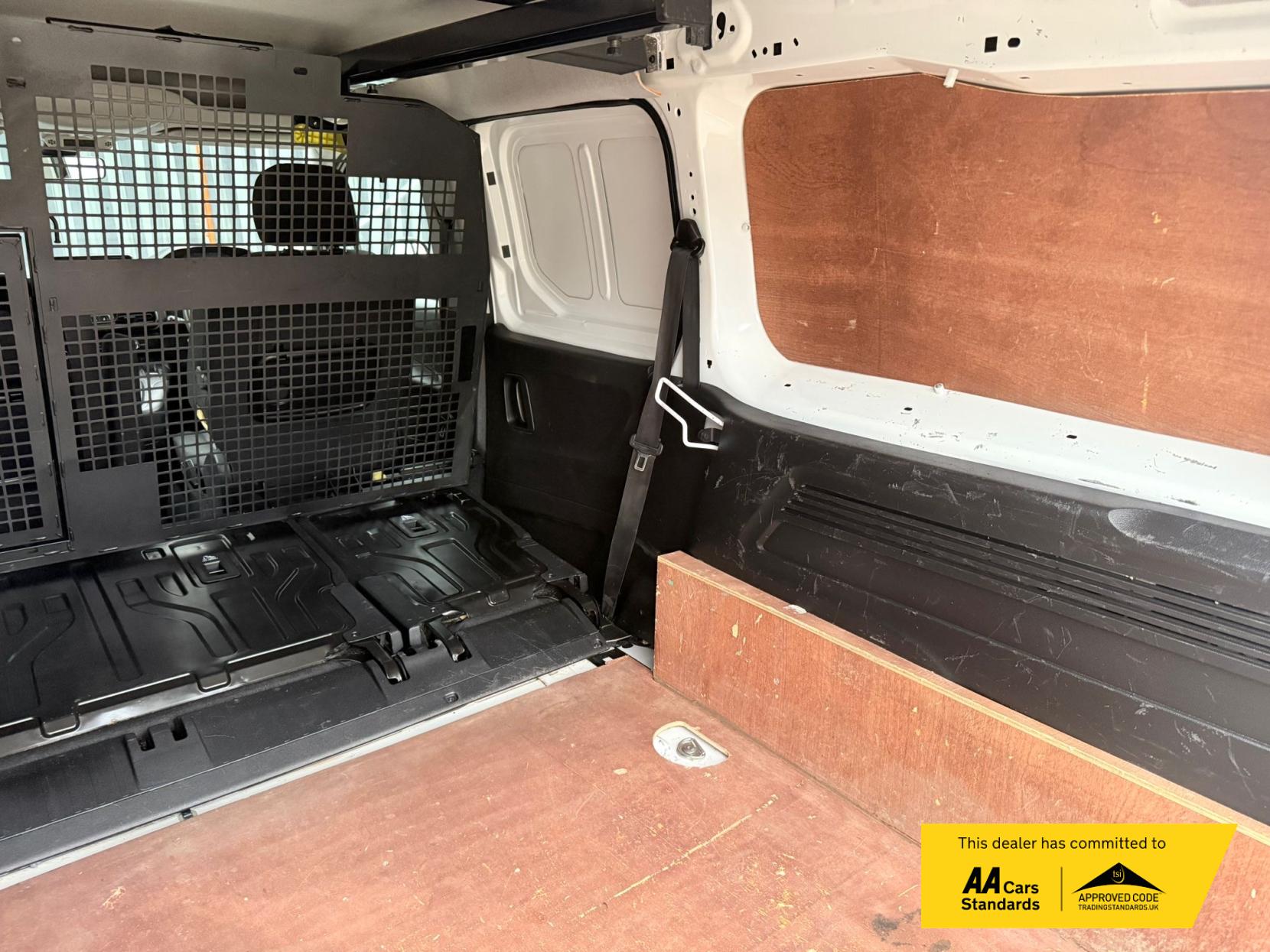 2022 Peugeot Partner 1.5 BlueHDi 850 Professional Long Crew Van Double Cab 6dr Diesel Manual LWB Euro 6 (100 bhp) - Thumbnail 21