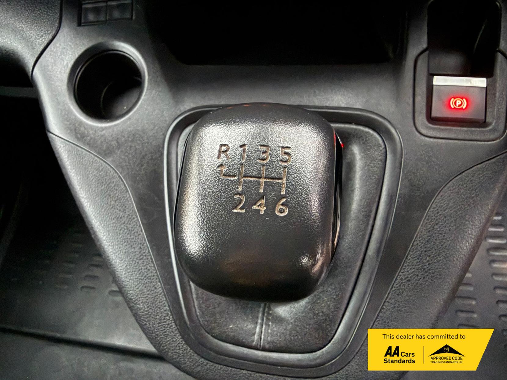 2022 Peugeot Partner 1.5 BlueHDi 850 Professional Long Crew Van Double Cab 6dr Diesel Manual LWB Euro 6 (100 bhp) - Thumbnail 43