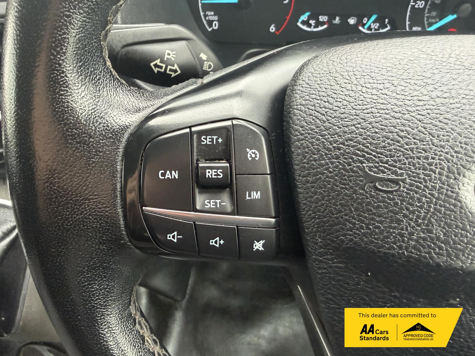 2021 Ford Transit Custom 2.0 300 EcoBlue Limited Panel Van 5dr Diesel Manual L2 H1 Euro 6 (s/s) (130 ps) - Thumbnail 36