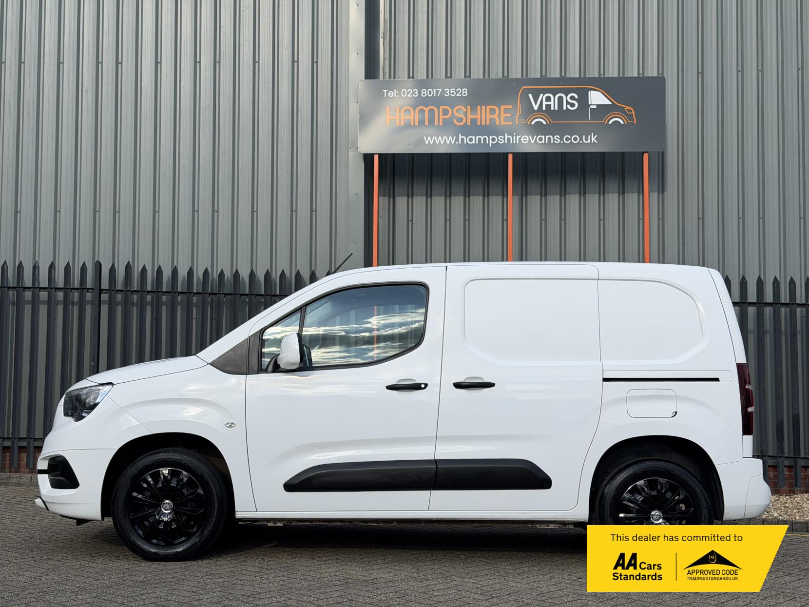 Vauxhall Combo 1.5 Turbo D 2300 Sportive Panel Van 4dr Diesel Manual L1 H1 Euro 6 (100 ps)