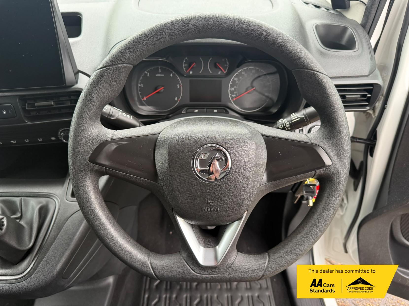 2020 Vauxhall Combo 1.6 Turbo D 2000 Edition Panel Van 4dr Diesel Manual L1 H1 Euro 6 (s/s) (100 ps) - Thumbnail 31