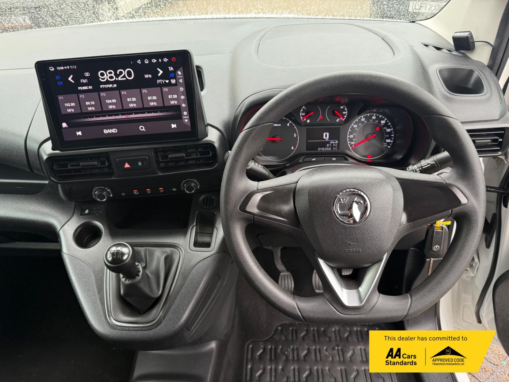 2020 Vauxhall Combo 1.6 Turbo D 2000 Edition Panel Van 4dr Diesel Manual L1 H1 Euro 6 (s/s) (100 ps) - Thumbnail 39