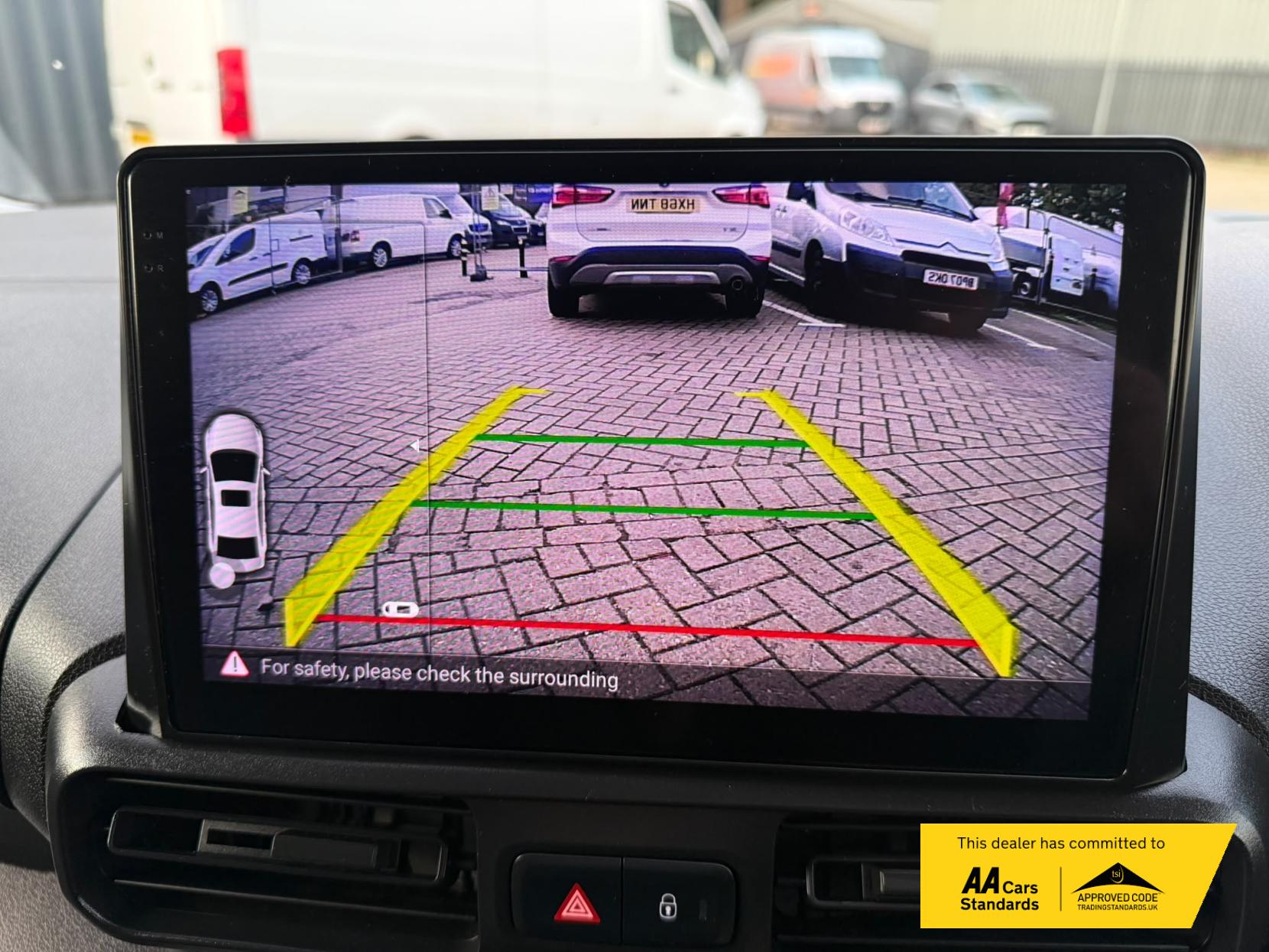 2020 Vauxhall Combo 1.6 Turbo D 2000 Edition Panel Van 4dr Diesel Manual L1 H1 Euro 6 (s/s) (100 ps) - Thumbnail 17