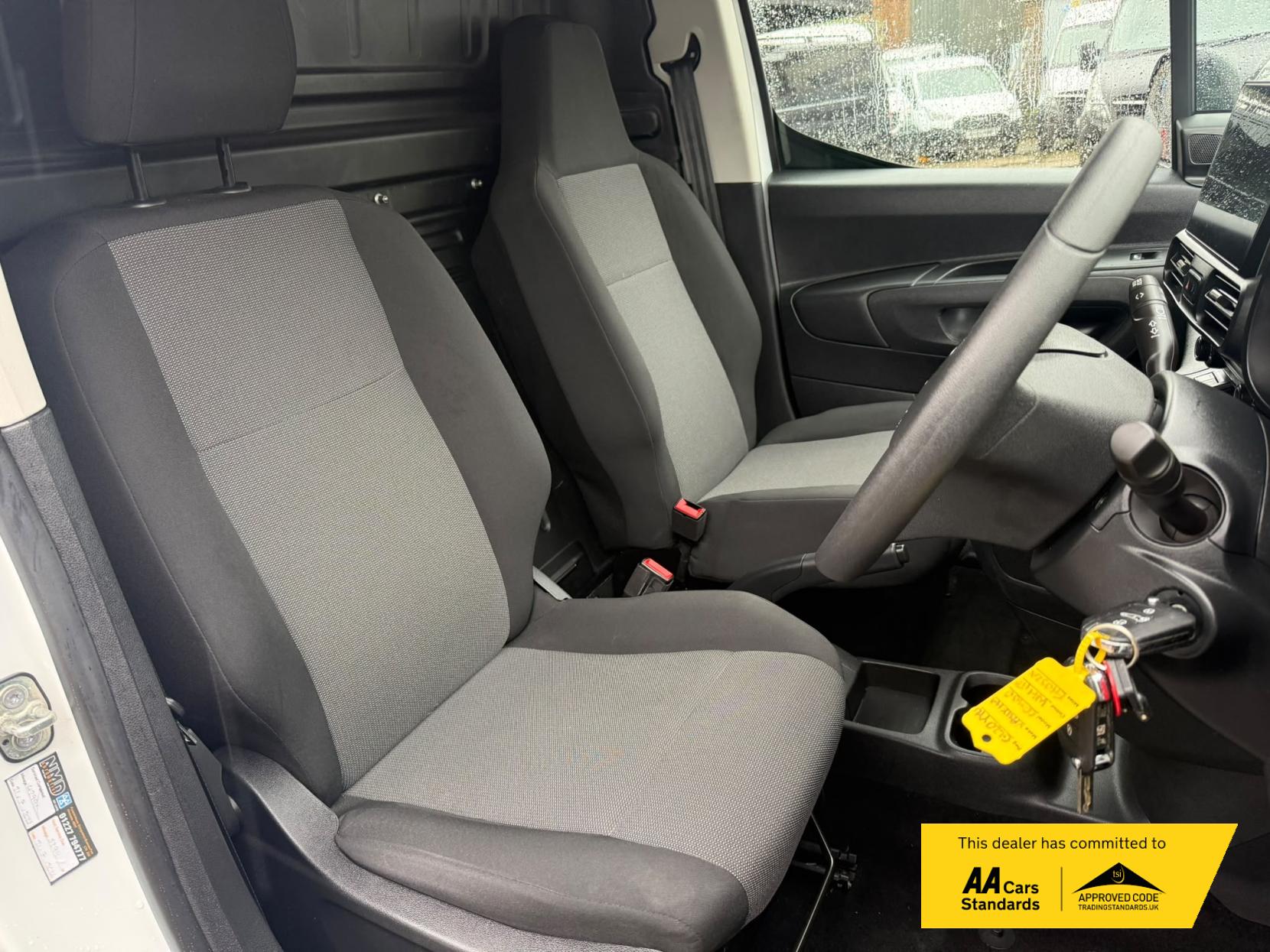 2020 Vauxhall Combo 1.6 Turbo D 2000 Edition Panel Van 4dr Diesel Manual L1 H1 Euro 6 (s/s) (100 ps) - Thumbnail 69