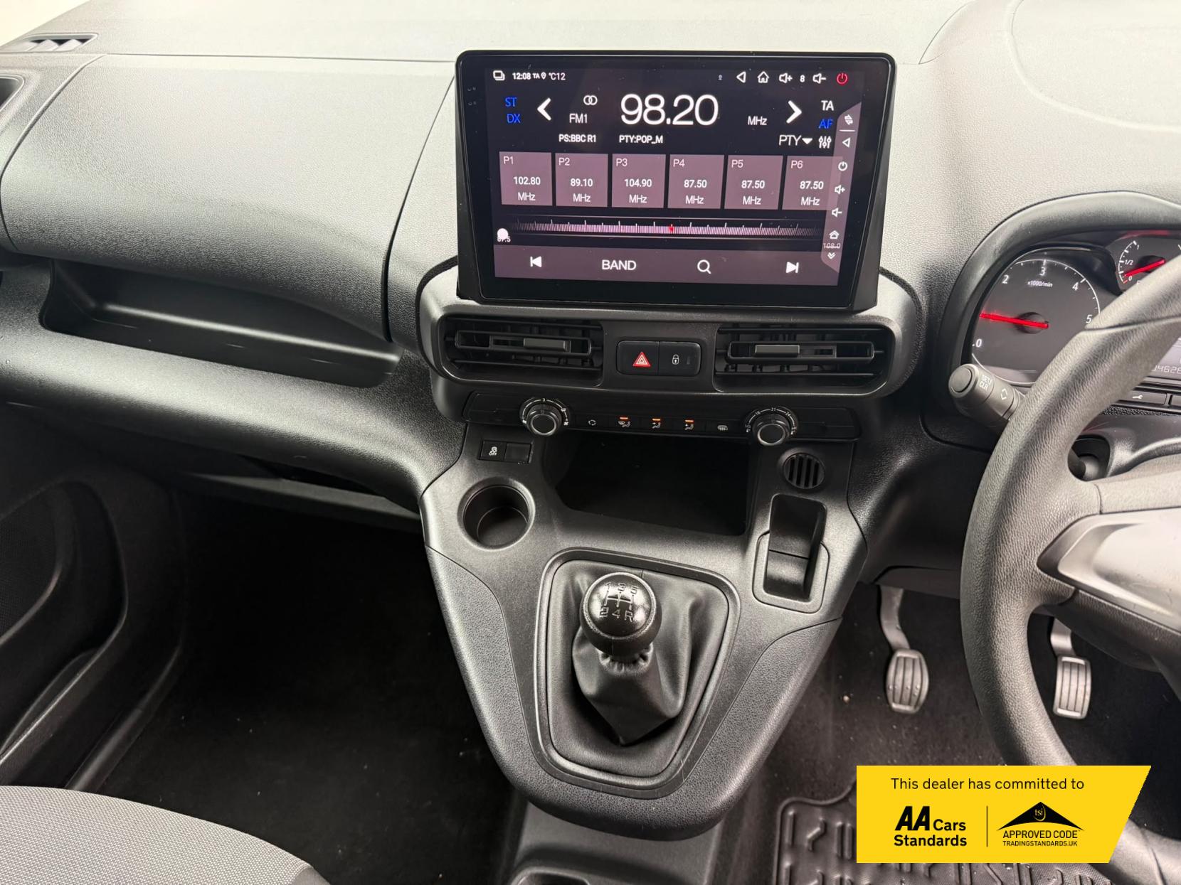 2020 Vauxhall Combo 1.6 Turbo D 2000 Edition Panel Van 4dr Diesel Manual L1 H1 Euro 6 (s/s) (100 ps) - Thumbnail 38