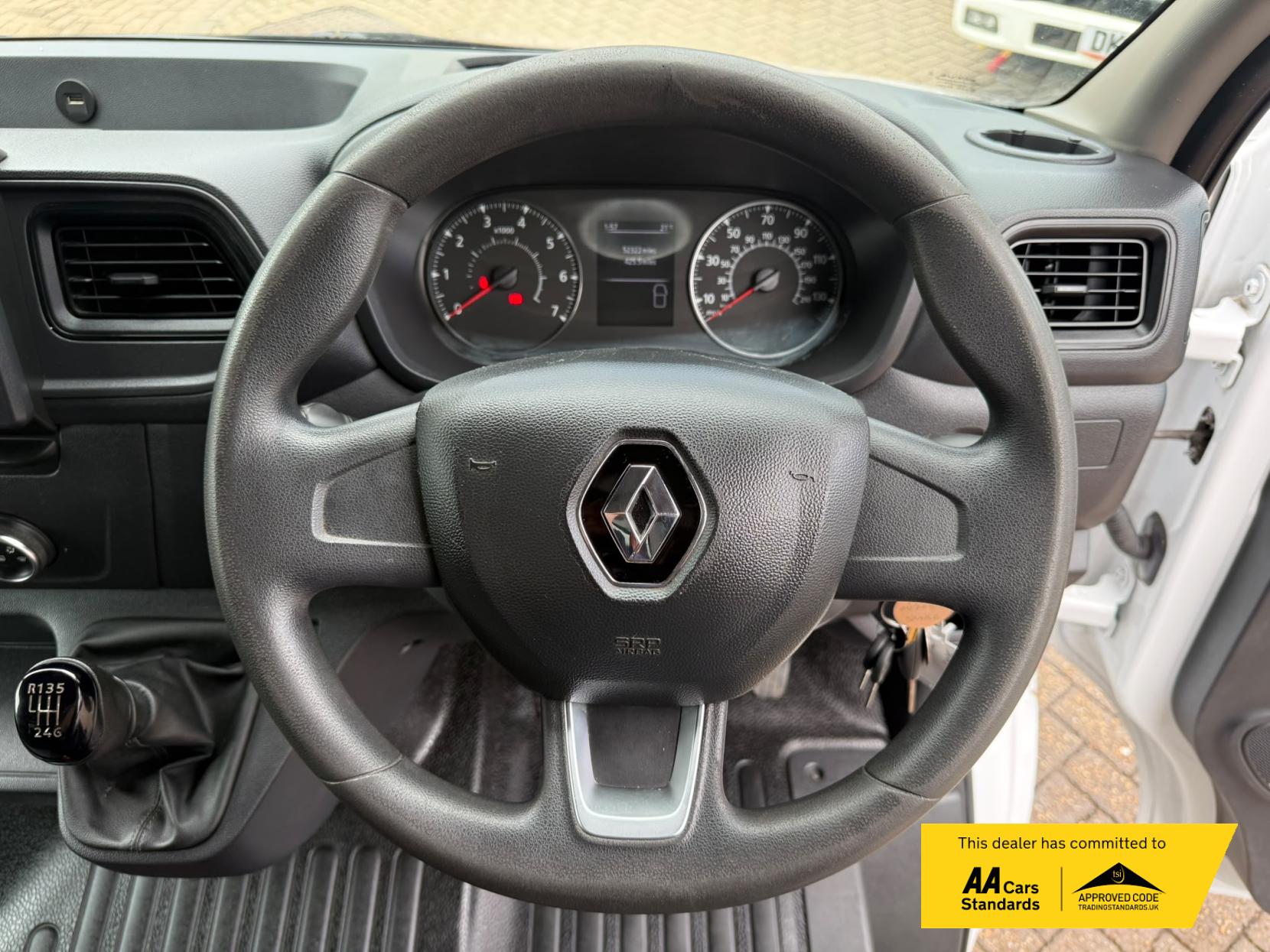 2020 Renault Master 2.3 dCi 35 Business Tipper 2dr Diesel Manual FWD LWB Euro 6 (Aluminium, Tool Box) (135 ps) - Thumbnail 48