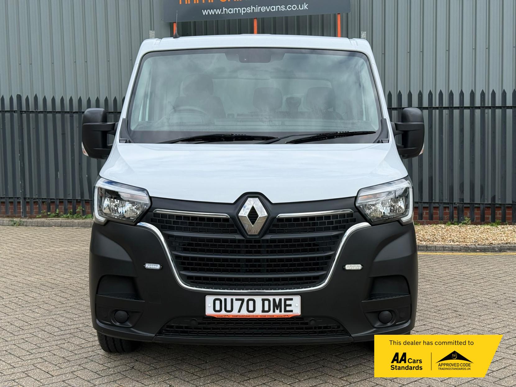 2020 Renault Master 2.3 dCi 35 Business Tipper 2dr Diesel Manual FWD LWB Euro 6 (Aluminium, Tool Box) (135 ps) - Thumbnail 18
