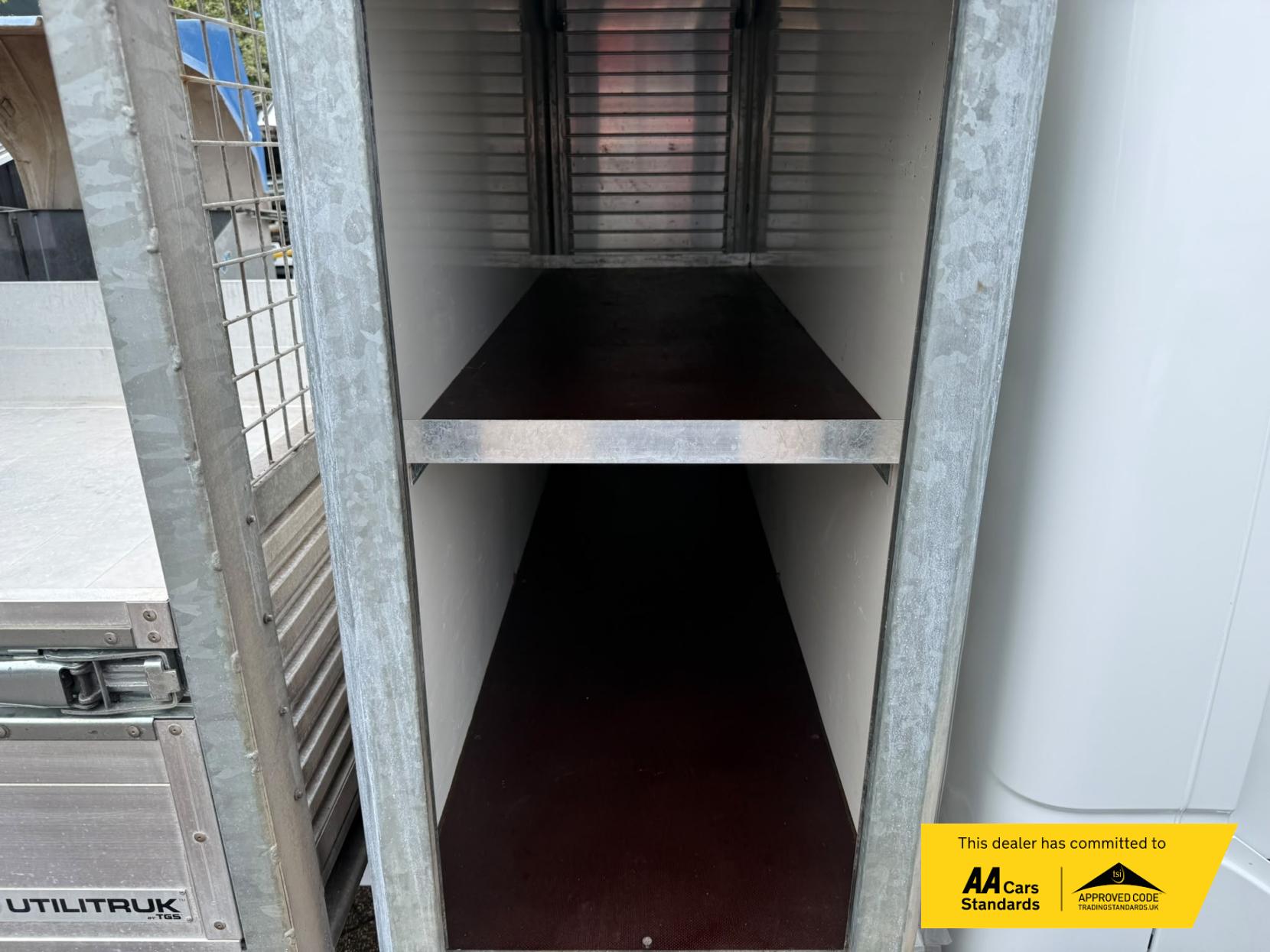2020 Renault Master 2.3 dCi 35 Business Tipper 2dr Diesel Manual FWD LWB Euro 6 (Aluminium, Tool Box) (135 ps) - Thumbnail 26