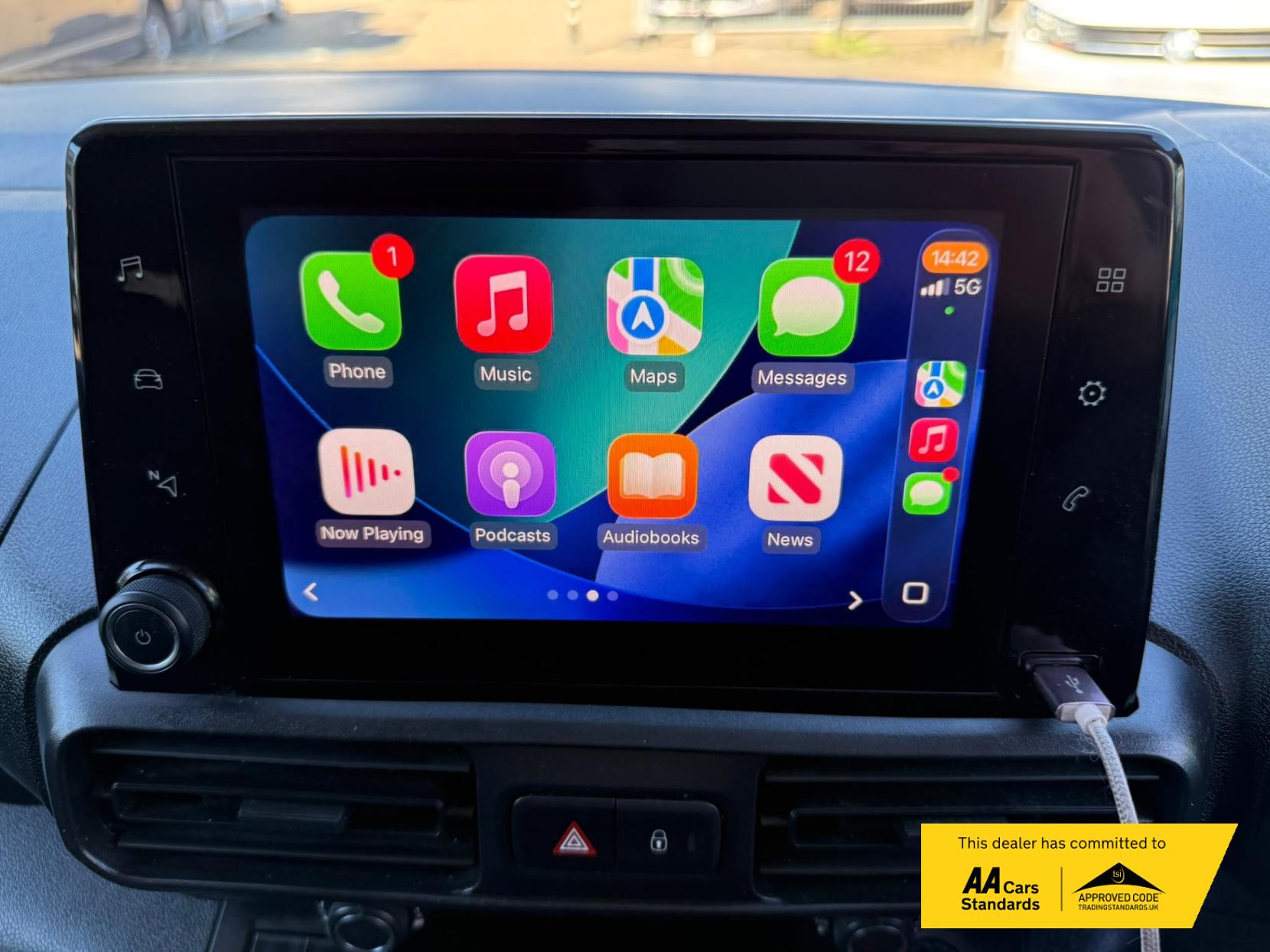 2023 Vauxhall Combo 1.5 Turbo D 2300 Pro Panel Van 5dr Diesel Manual L1 H1 Euro 6 (s/s) (100 ps) - Thumbnail 35
