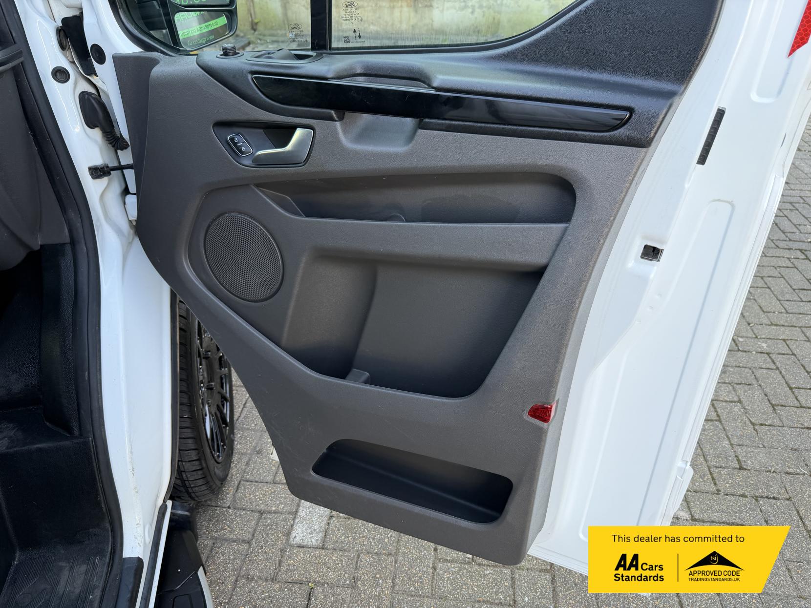 Ford Transit Custom 2.0 300 EcoBlue Limited Panel Van 5dr Diesel Manual L1 H1 Euro 6 (s/s) (130 ps)