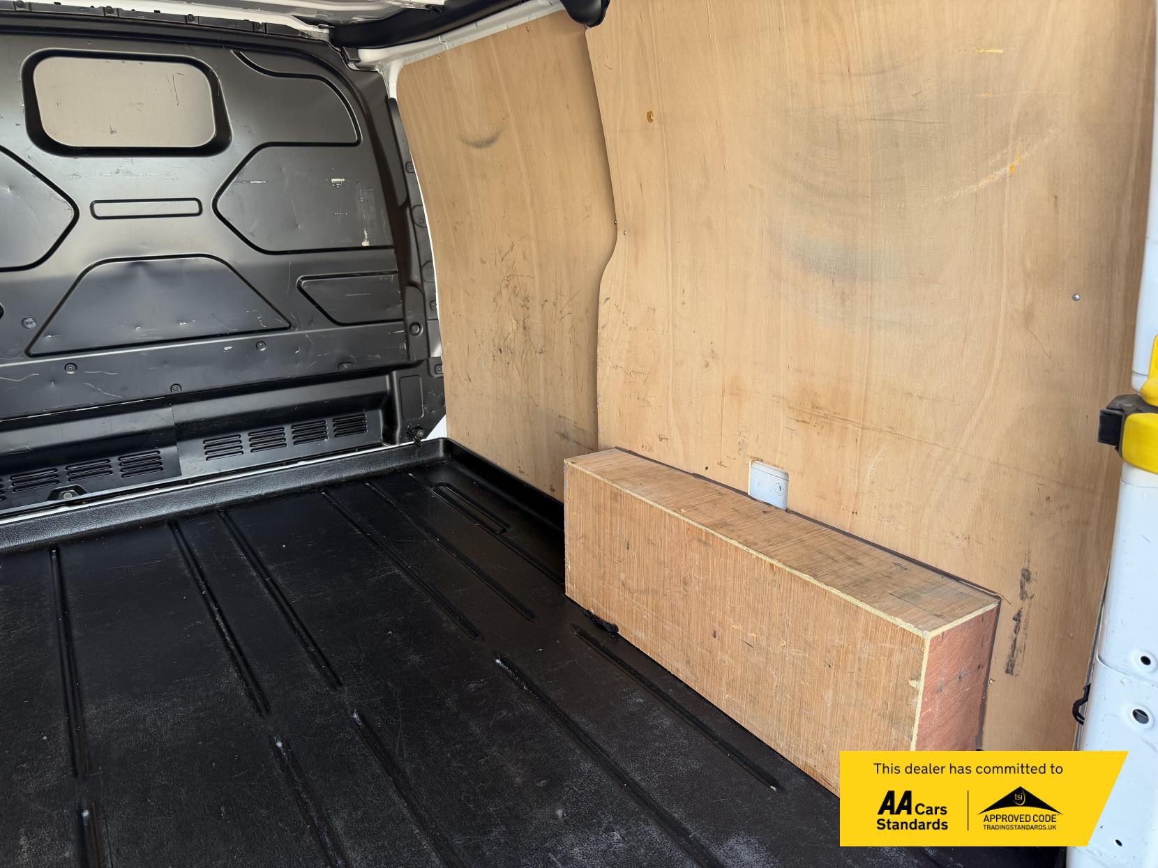 Ford Transit Custom 2.0 300 EcoBlue Limited Panel Van 5dr Diesel Manual L1 H1 Euro 6 (s/s) (130 ps)