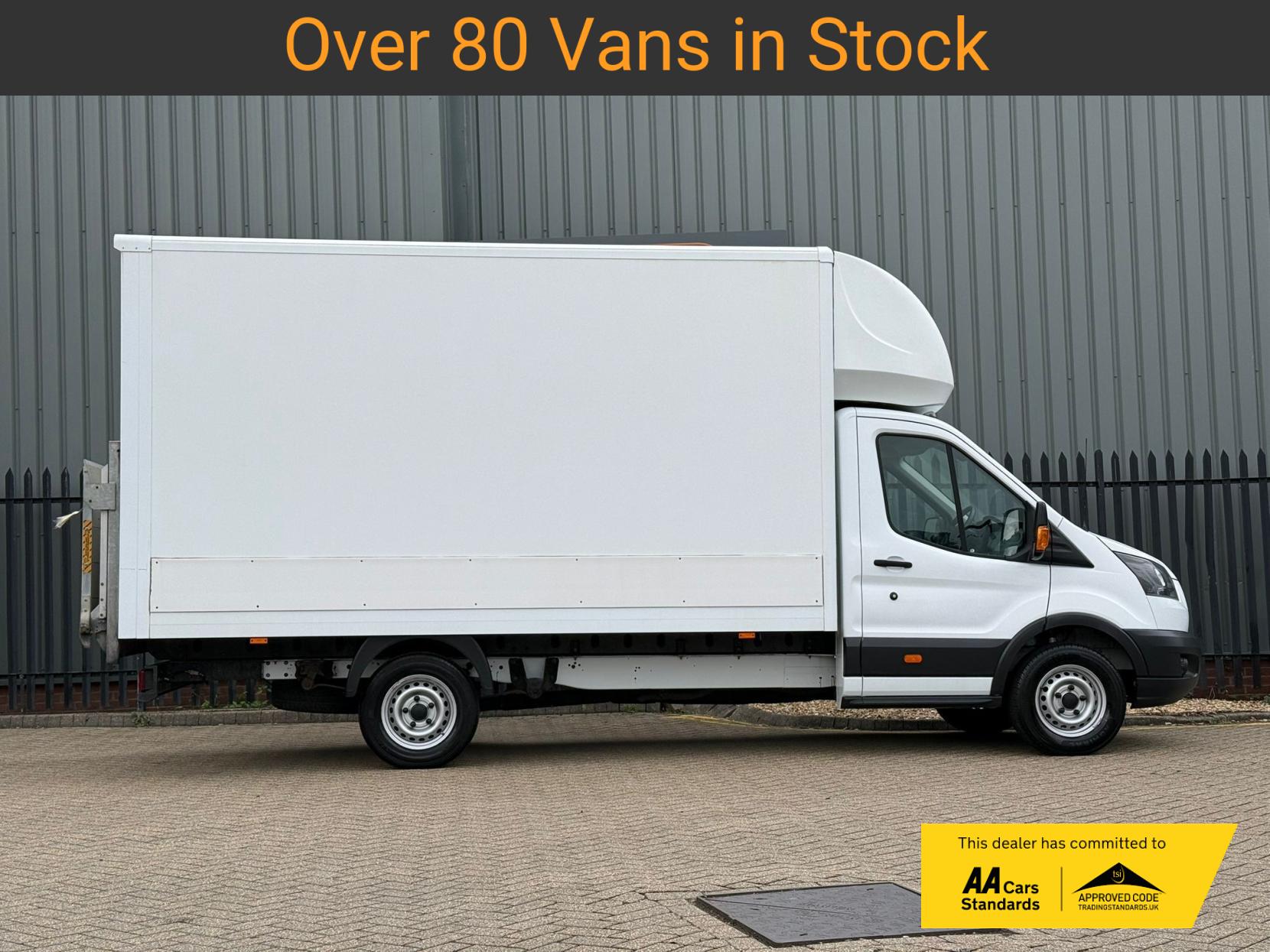 2018 Ford Transit 2.0 350 EcoBlue Luton 3dr Diesel Manual RWD L4 Euro 6 (170 ps) - Thumbnail 4