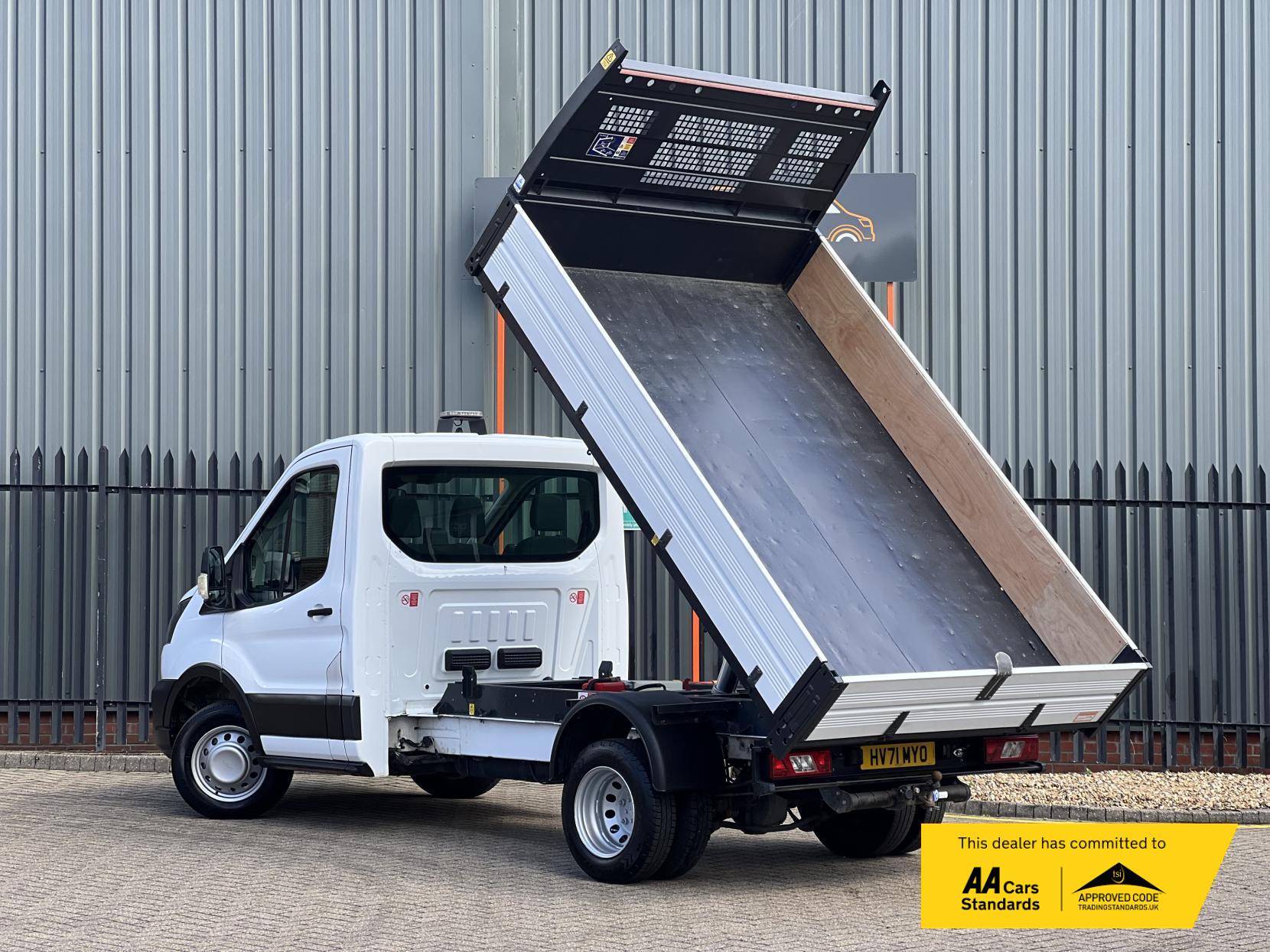 Ford Transit 2.0 350 EcoBlue Leader Tipper 2dr Diesel Manual RWD L2 Euro 6 (s/s) (1-Stop) (170 ps)