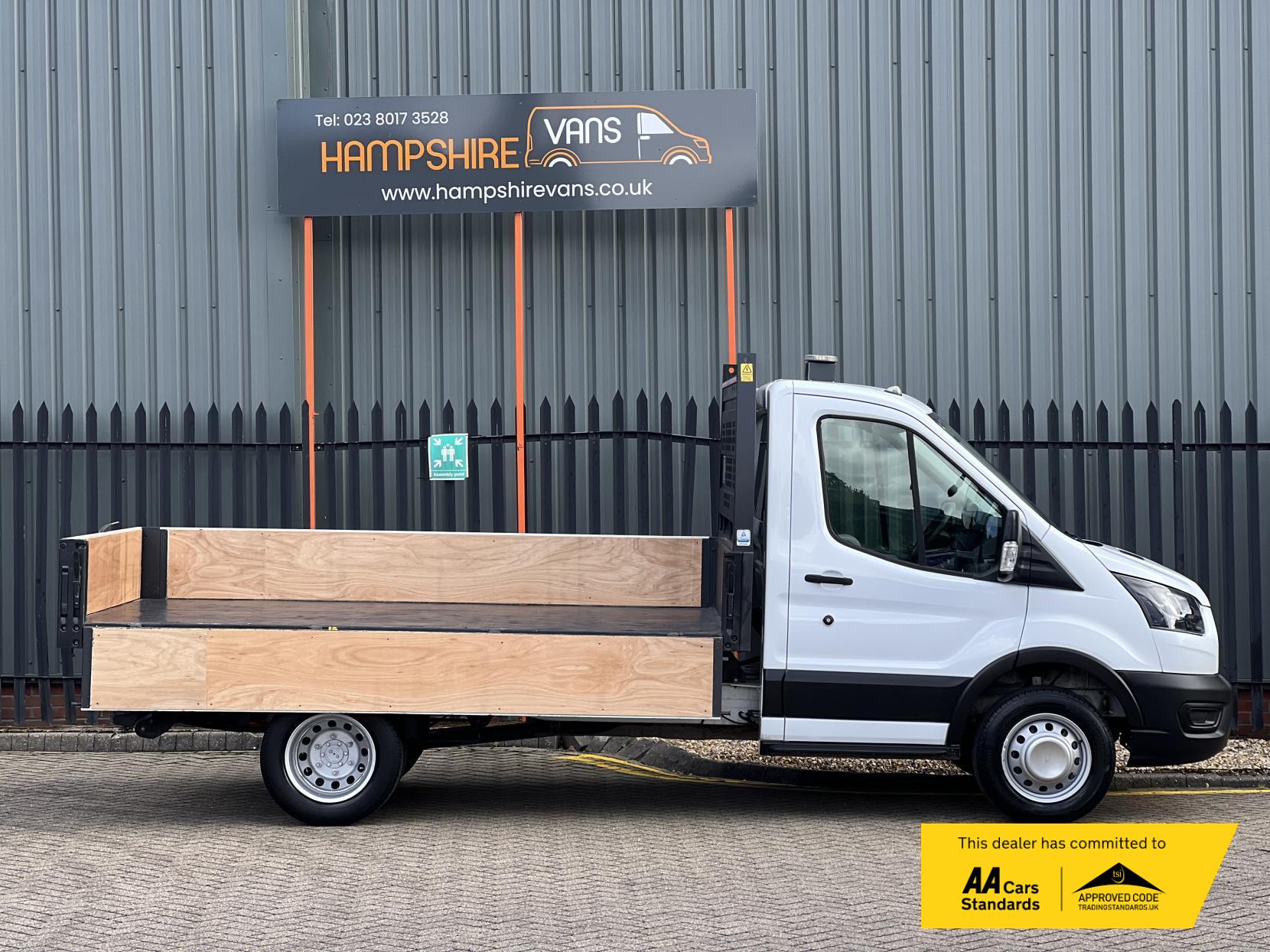 Ford Transit 2.0 350 EcoBlue Leader Tipper 2dr Diesel Manual RWD L2 Euro 6 (s/s) (1-Stop) (170 ps)
