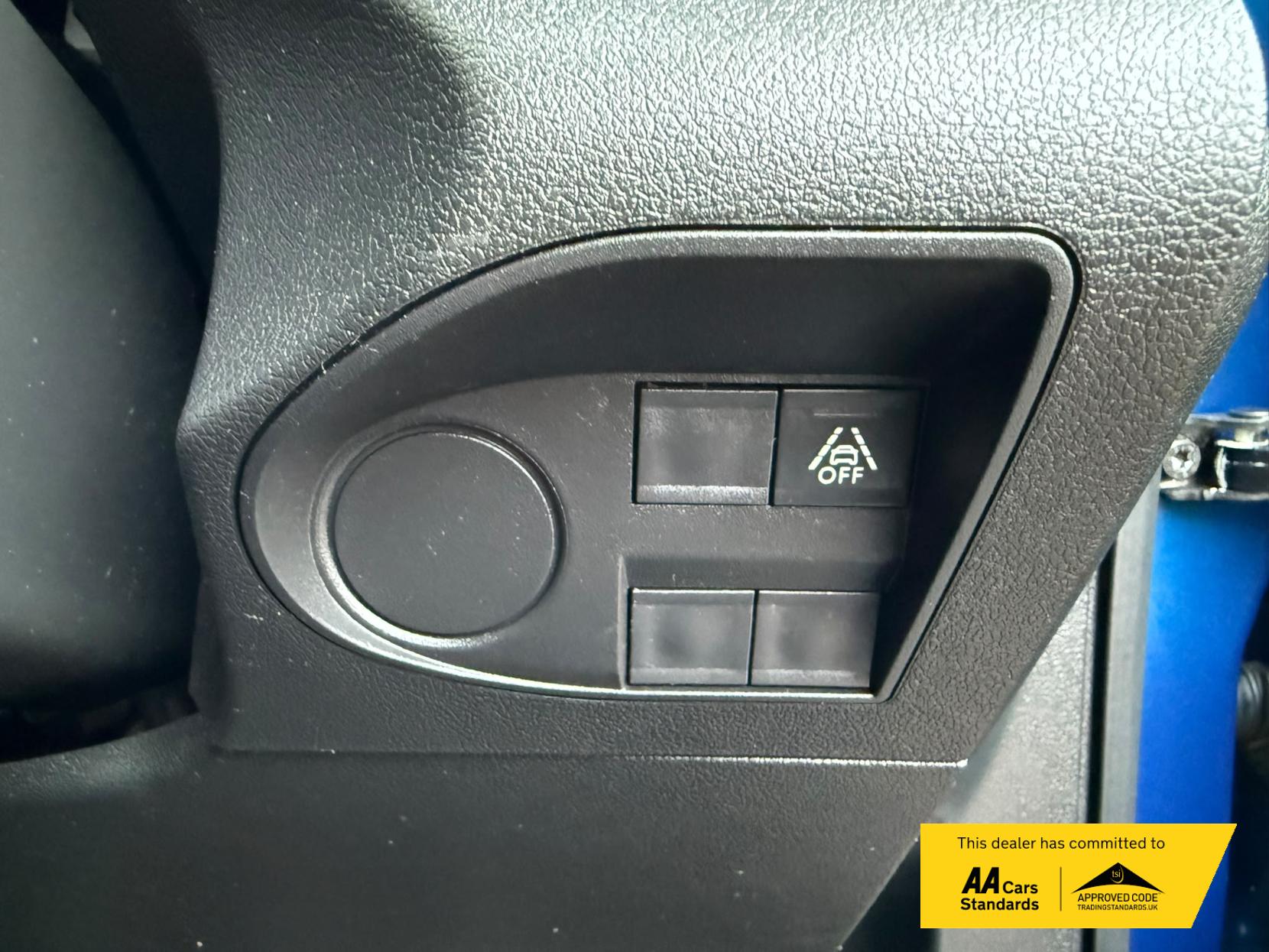 2020 Vauxhall Combo 1.5 Turbo D 2000 Sportive Panel Van 4dr Diesel Manual L1 H1 Euro 6 (s/s) (100 ps) - Thumbnail 51