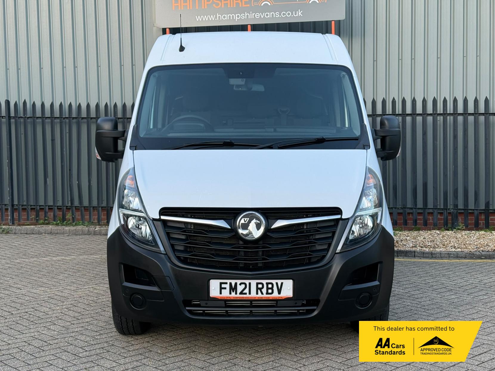 2021 Vauxhall Movano 2.3 CDTi 3500 BiTurbo Edition Panel Van 5dr Diesel Manual FWD L2 H2 Euro 6 (135 ps) - Thumbnail 8