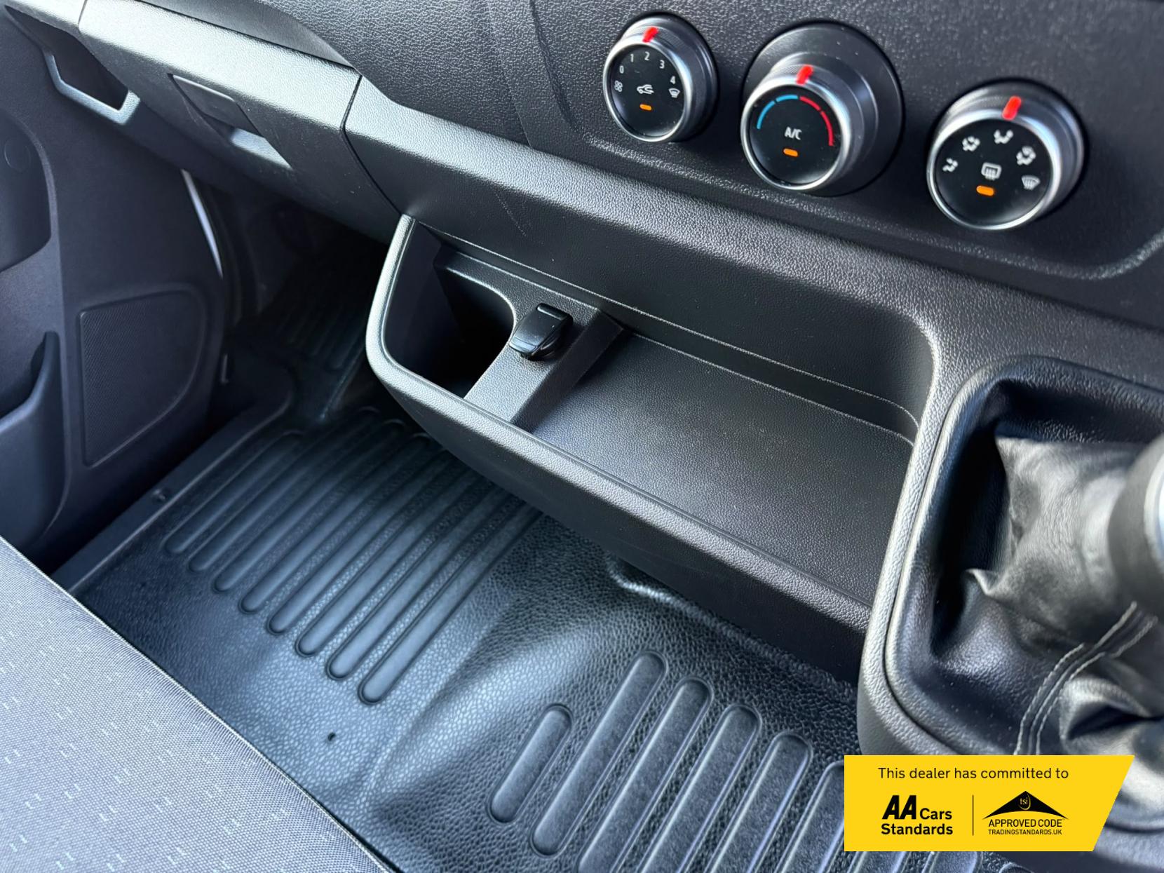 2021 Vauxhall Movano 2.3 CDTi 3500 BiTurbo Edition Panel Van 5dr Diesel Manual FWD L2 H2 Euro 6 (135 ps) - Thumbnail 40