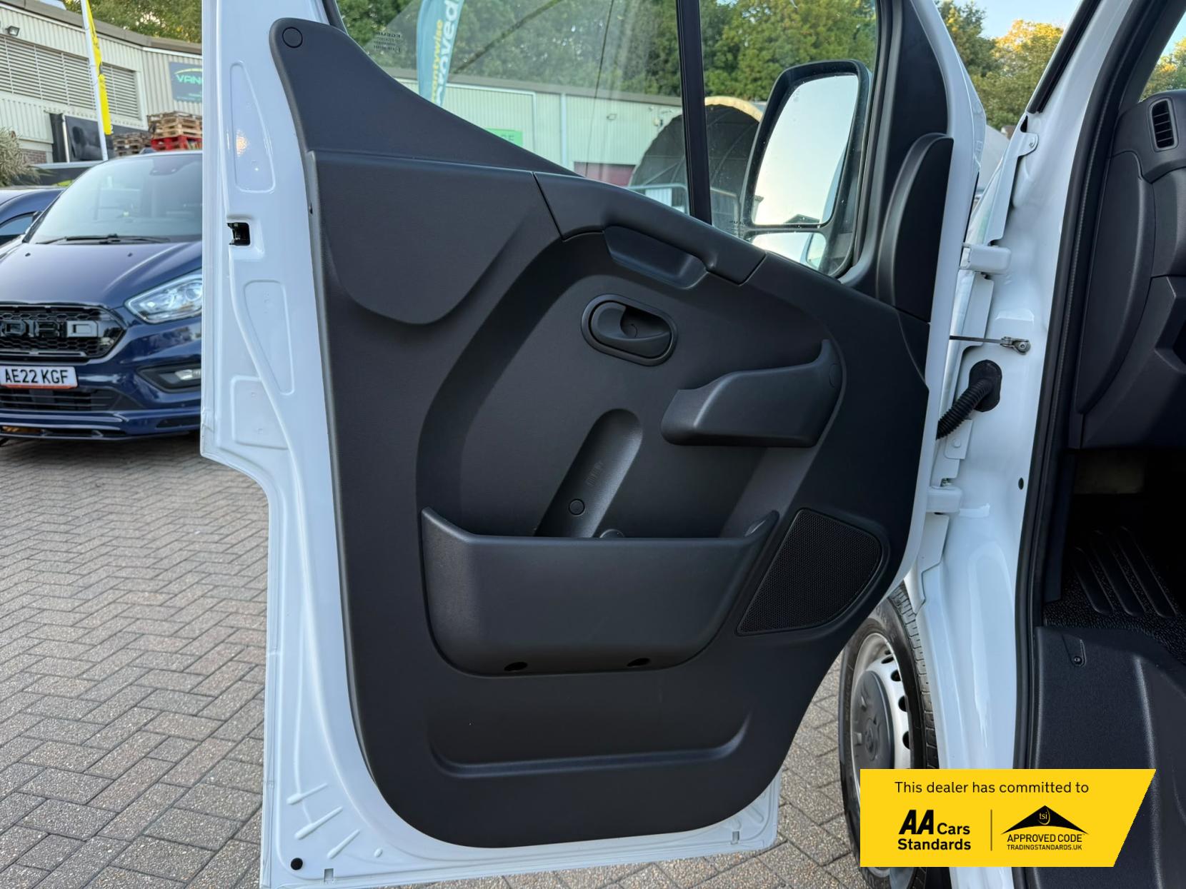 2021 Vauxhall Movano 2.3 CDTi 3500 BiTurbo Edition Panel Van 5dr Diesel Manual FWD L2 H2 Euro 6 (135 ps) - Thumbnail 44