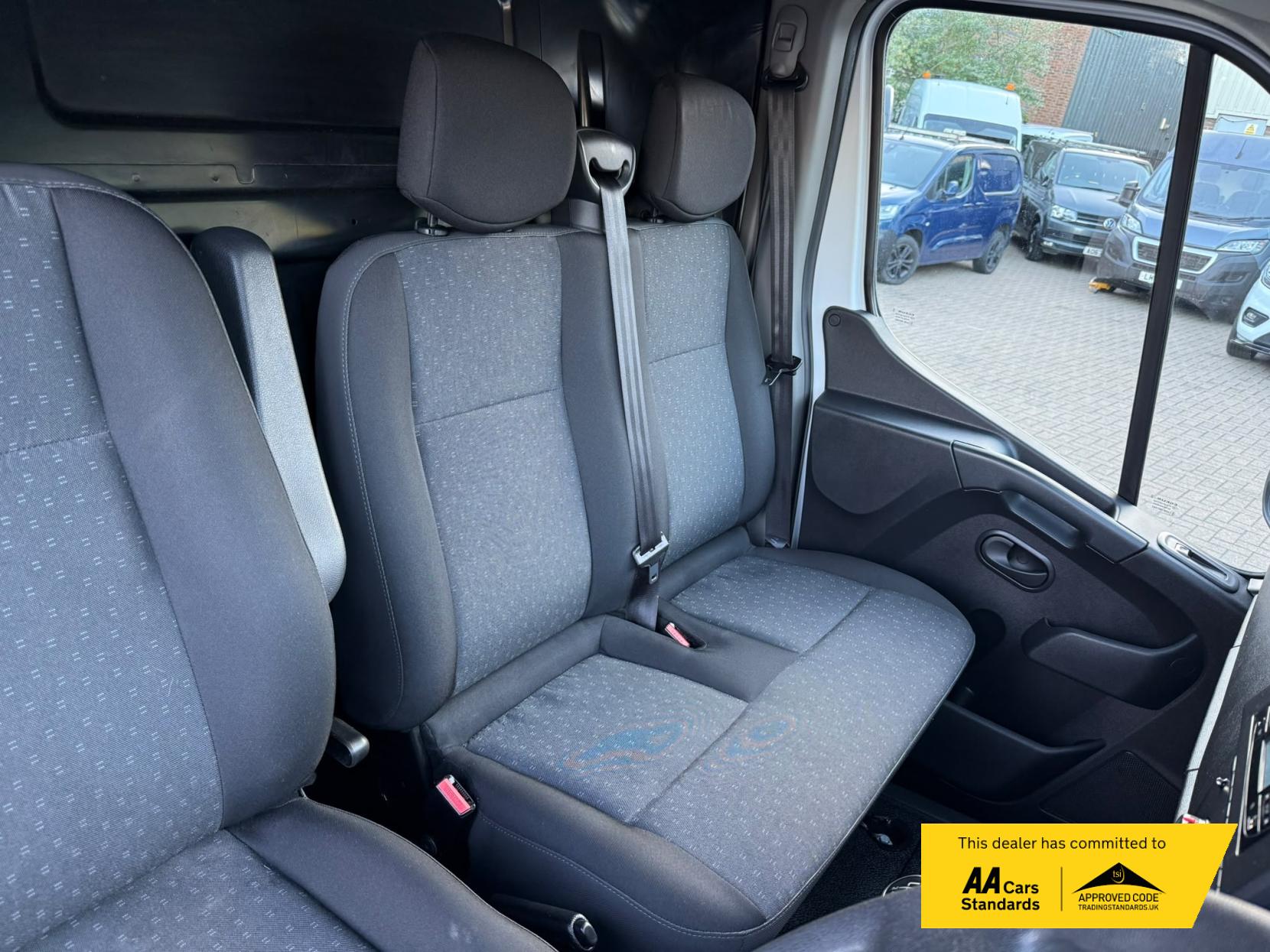 2021 Vauxhall Movano 2.3 CDTi 3500 BiTurbo Edition Panel Van 5dr Diesel Manual FWD L2 H2 Euro 6 (135 ps) - Thumbnail 20