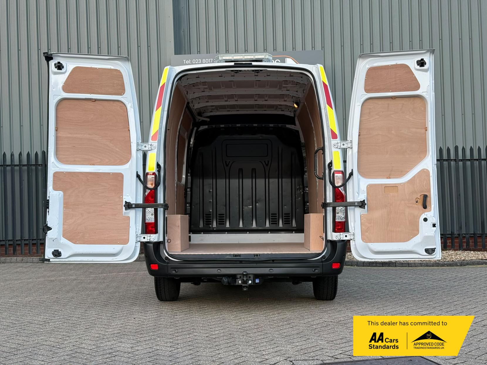 2021 Vauxhall Movano 2.3 CDTi 3500 BiTurbo Edition Panel Van 5dr Diesel Manual FWD L2 H2 Euro 6 (135 ps) - Thumbnail 11