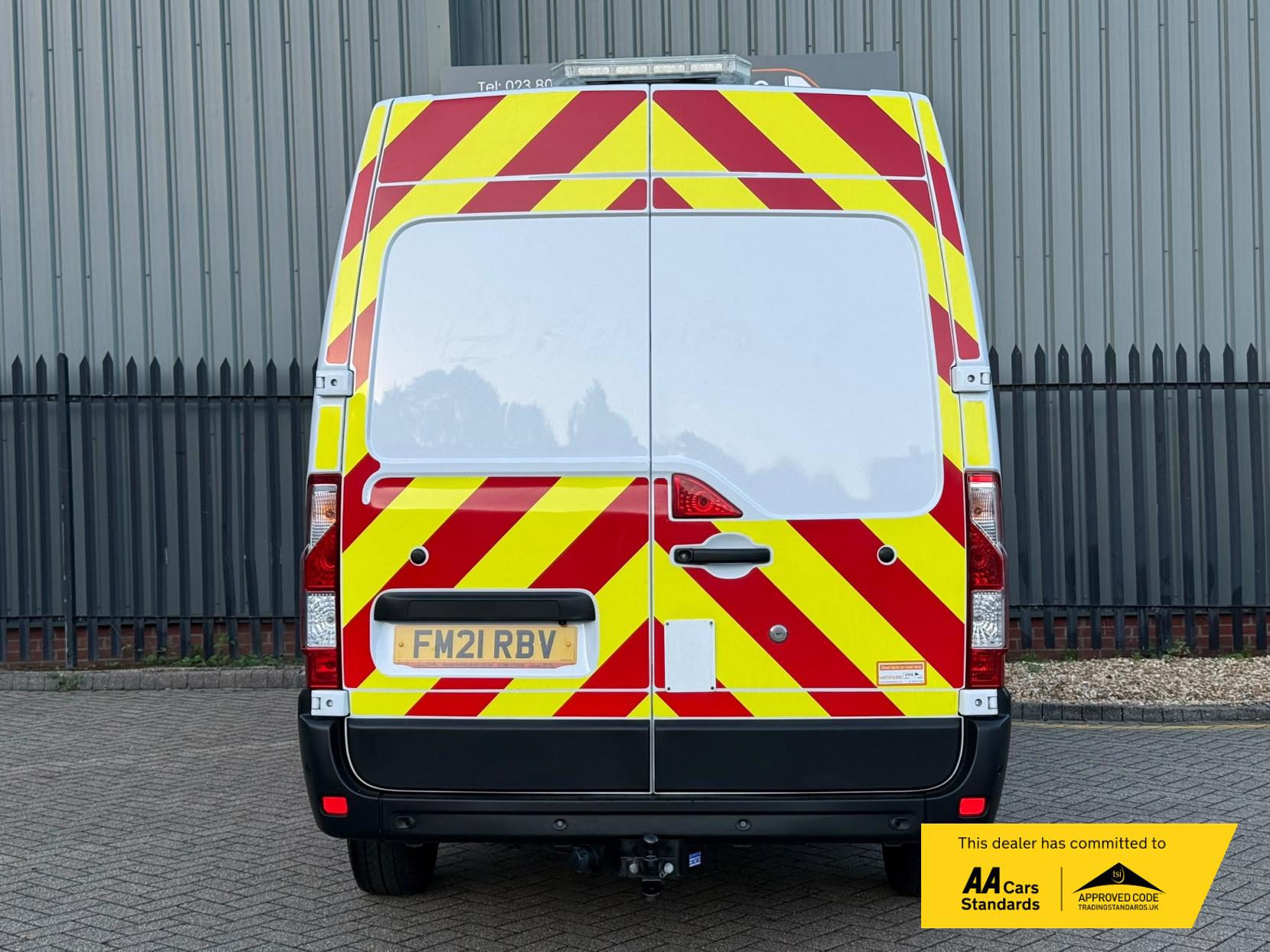 2021 Vauxhall Movano 2.3 CDTi 3500 BiTurbo Edition Panel Van 5dr Diesel Manual FWD L2 H2 Euro 6 (135 ps) - Thumbnail 9