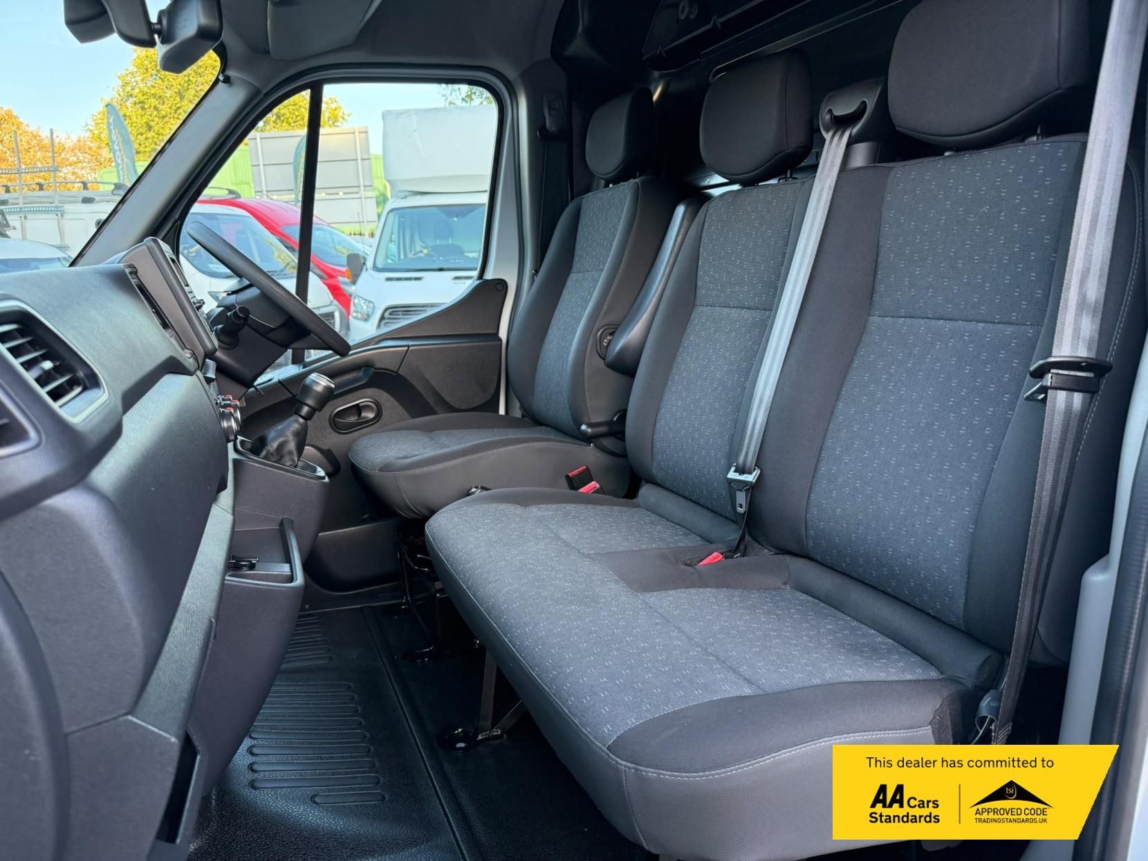 2021 Vauxhall Movano 2.3 CDTi 3500 BiTurbo Edition Panel Van 5dr Diesel Manual FWD L2 H2 Euro 6 (135 ps) - Thumbnail 21