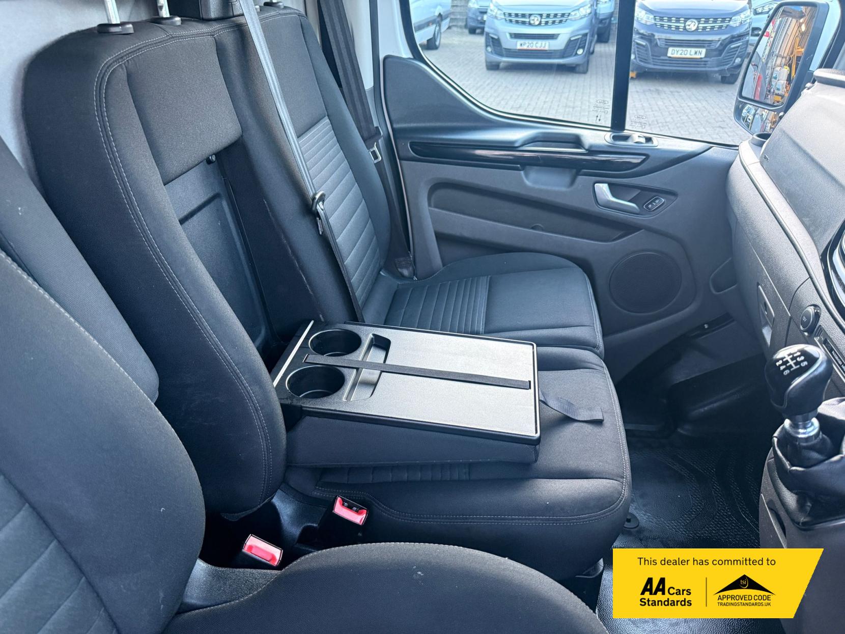 Ford Transit Custom 2.0 300 EcoBlue Limited Panel Van 5dr Diesel Manual L2 H1 Euro 6 (s/s) (130 ps)