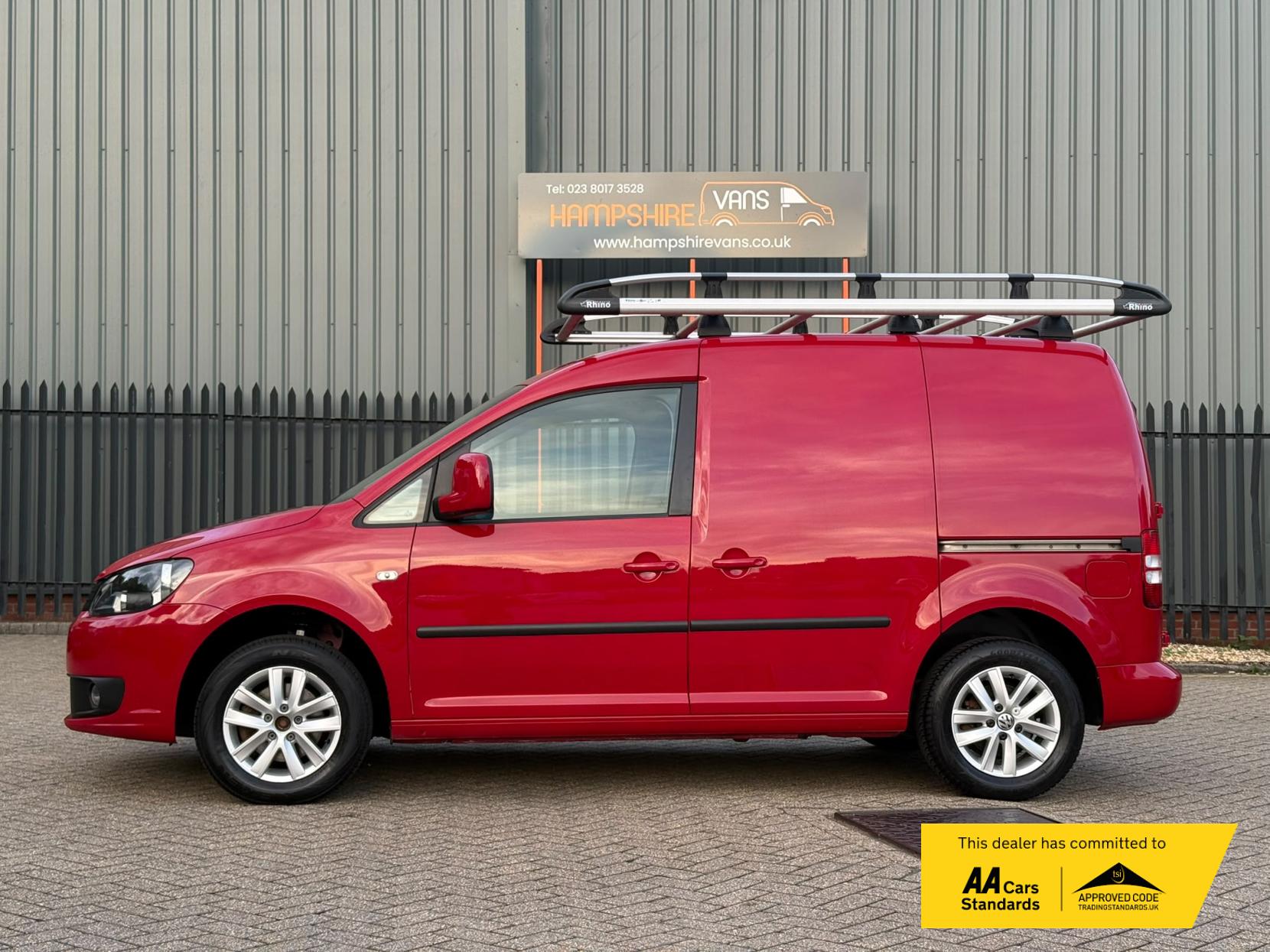 2014 Volkswagen Caddy 1.6 TDI C20 Highline Panel Van 4dr Diesel Manual L1 H1 (149 g/km, 101 bhp) - Thumbnail 5