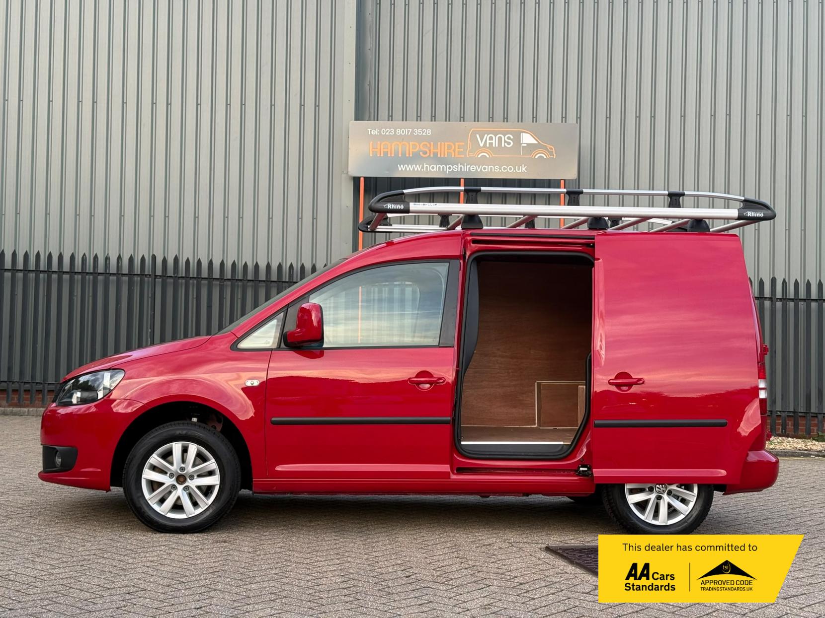 2014 Volkswagen Caddy 1.6 TDI C20 Highline Panel Van 4dr Diesel Manual L1 H1 (149 g/km, 101 bhp) - Thumbnail 6