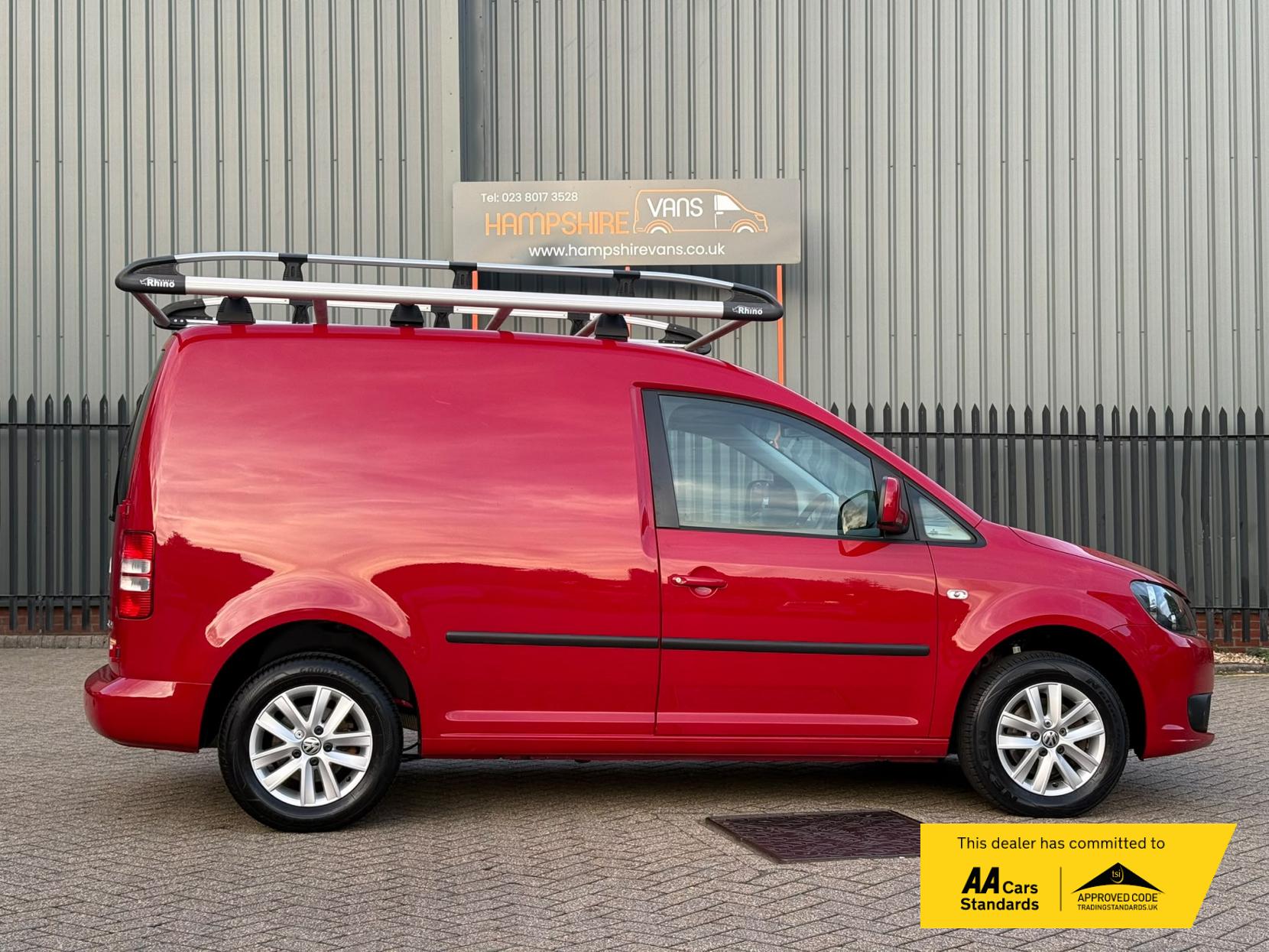 2014 Volkswagen Caddy 1.6 TDI C20 Highline Panel Van 4dr Diesel Manual L1 H1 (149 g/km, 101 bhp) - Thumbnail 8