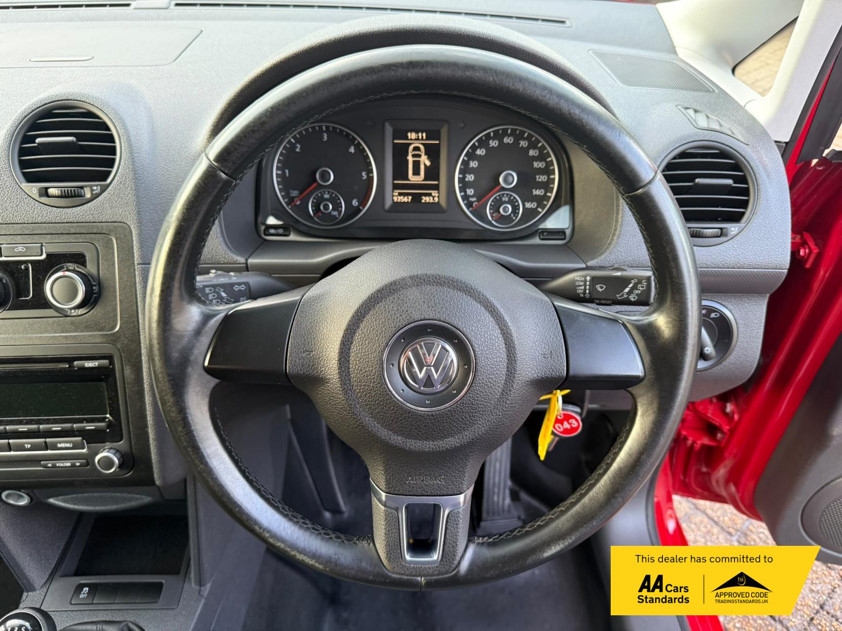2014 Volkswagen Caddy 1.6 TDI C20 Highline Panel Van 4dr Diesel Manual L1 H1 (149 g/km, 101 bhp) - Thumbnail 36