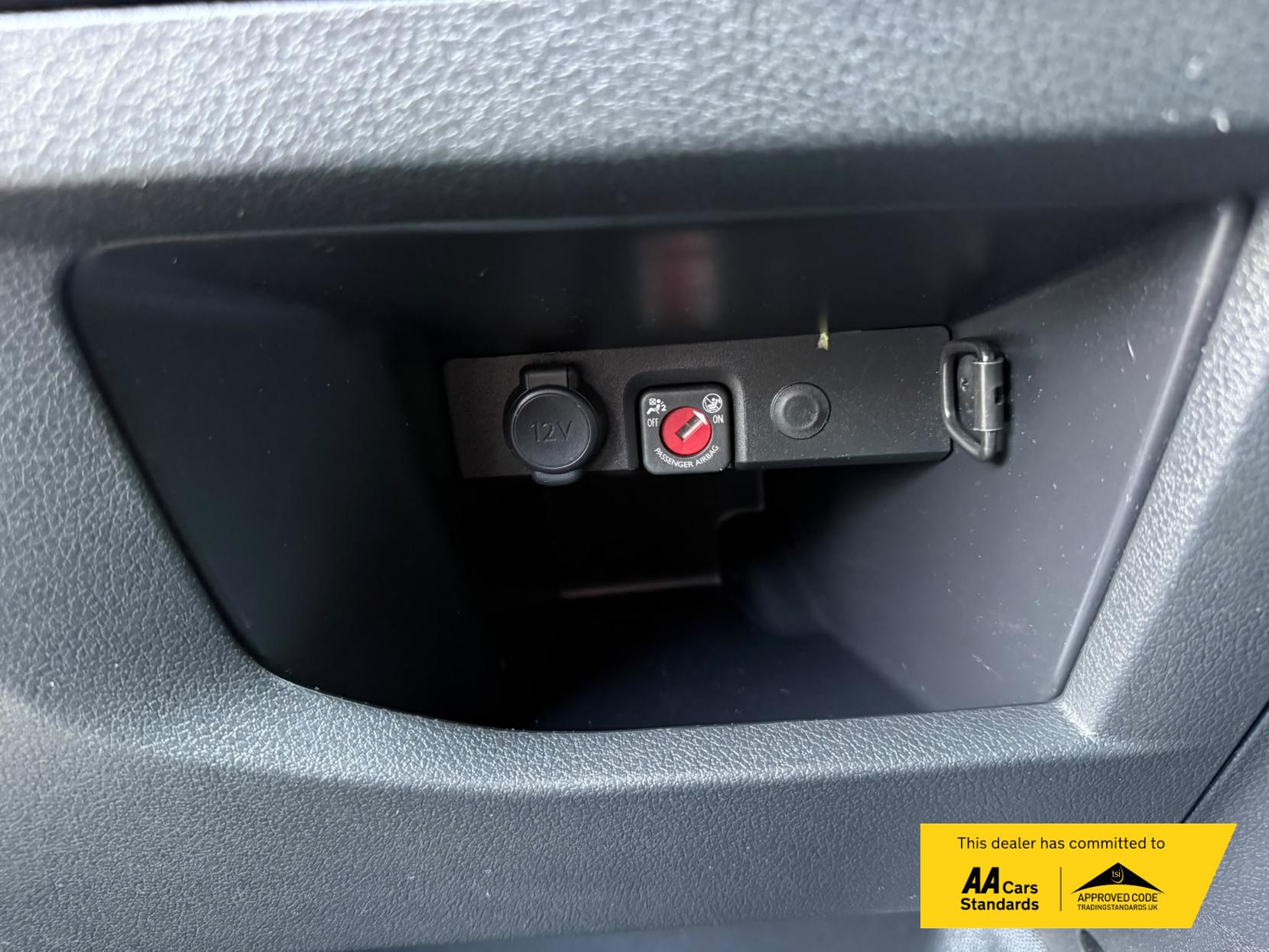 2023 Vauxhall Vivaro 2.0 Turbo D 3100 Pro Panel Van 6dr Diesel Manual L2 H1 Euro 6 (145 ps) - Thumbnail 46
