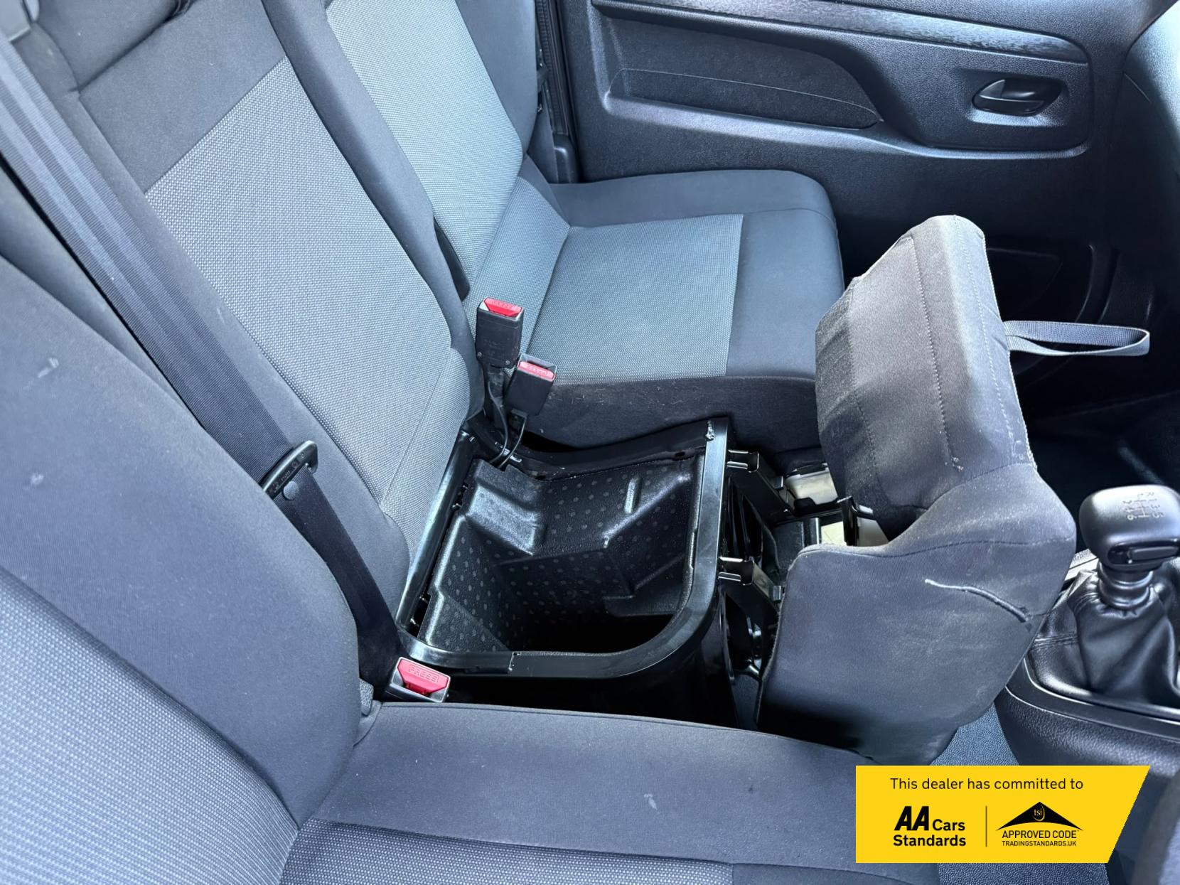 2023 Vauxhall Vivaro 2.0 Turbo D 3100 Pro Panel Van 6dr Diesel Manual L2 H1 Euro 6 (145 ps) - Thumbnail 24