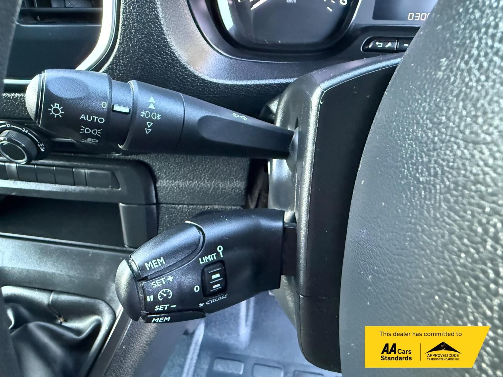 2023 Vauxhall Vivaro 2.0 Turbo D 3100 Pro Panel Van 6dr Diesel Manual L2 H1 Euro 6 (145 ps) - Thumbnail 39