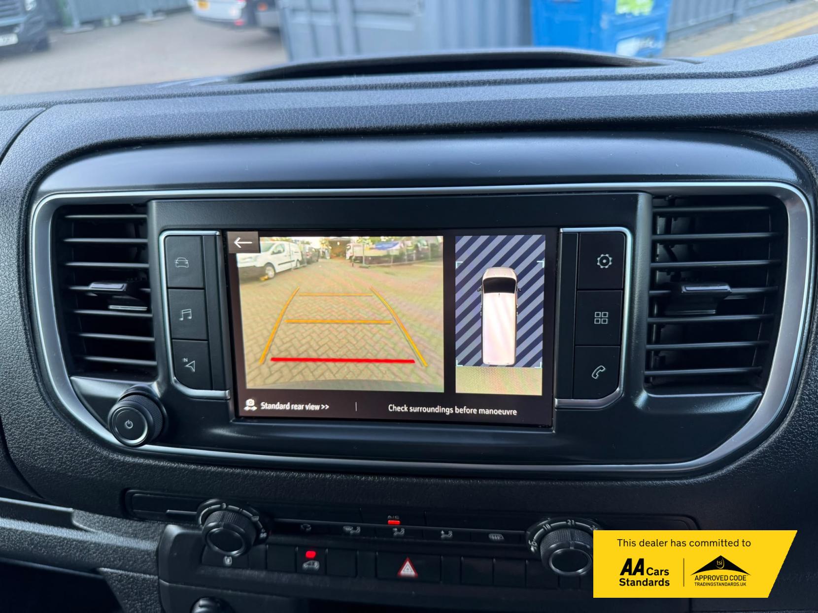 2023 Vauxhall Vivaro 2.0 Turbo D 3100 Pro Panel Van 6dr Diesel Manual L2 H1 Euro 6 (145 ps) - Thumbnail 31