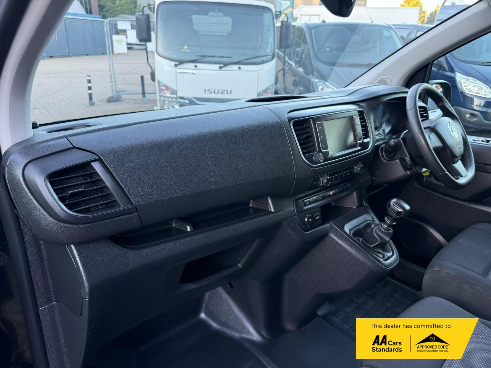 2023 Vauxhall Vivaro 2.0 Turbo D 3100 Pro Panel Van 6dr Diesel Manual L2 H1 Euro 6 (145 ps) - Thumbnail 28