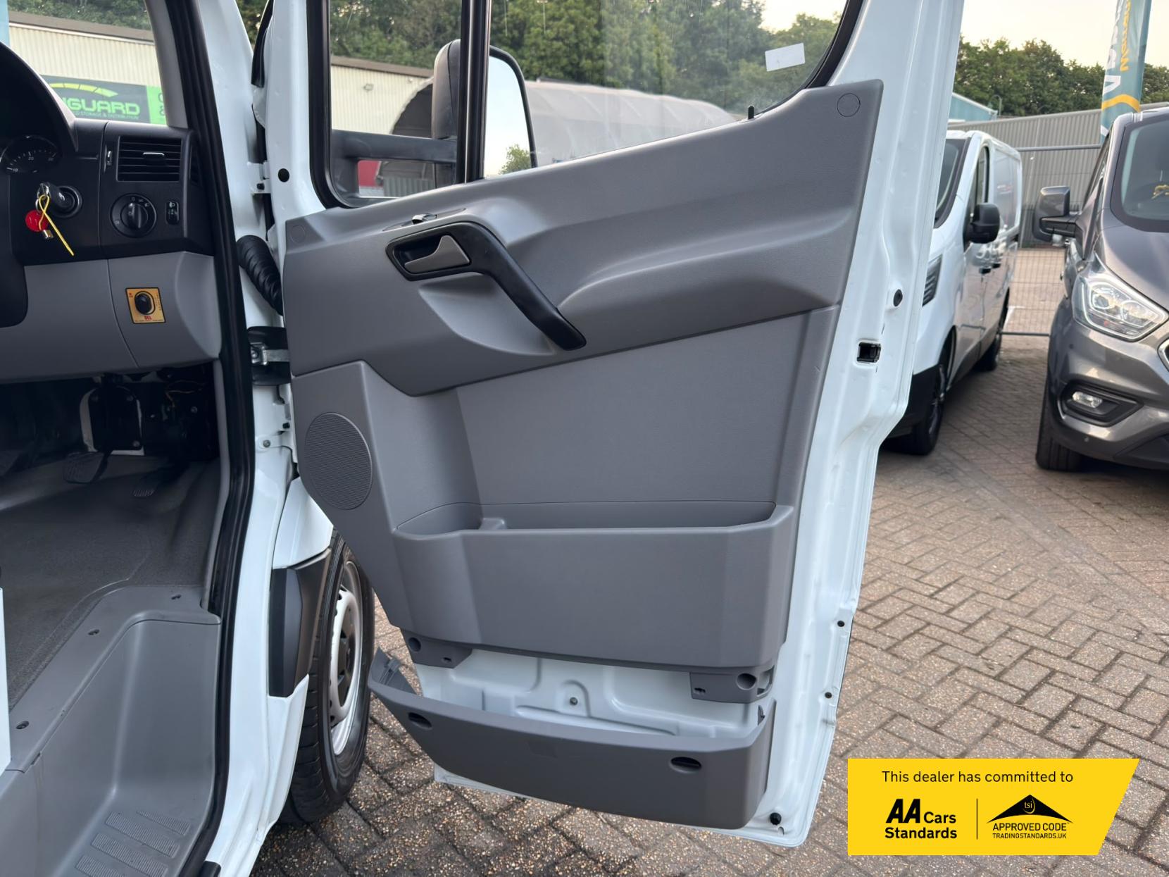 2015 Mercedes-Benz Sprinter 2.1 313 CDI Luton 2dr Diesel Manual RWD L3 (129 bhp) - Thumbnail 67