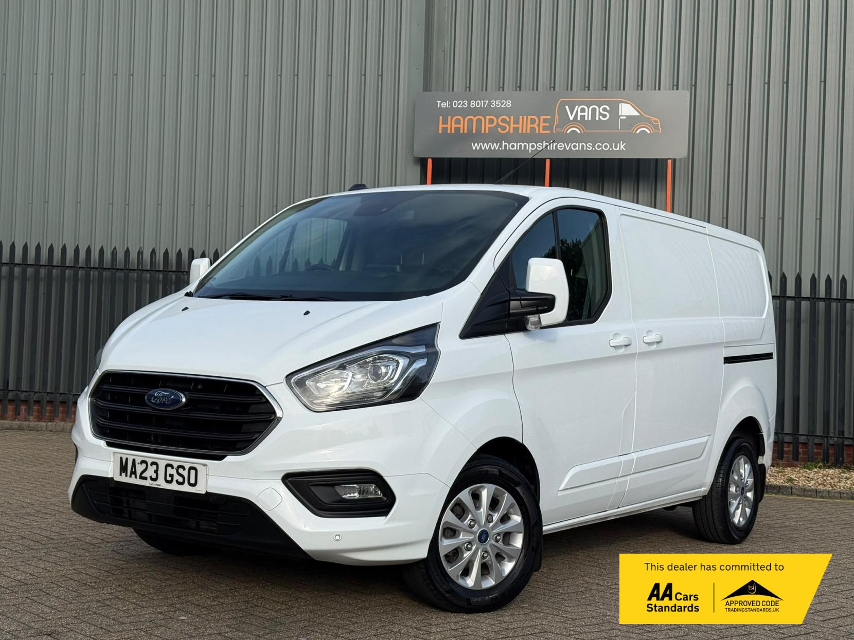 2023 Ford Transit Custom 2.0 300 EcoBlue Limited Panel Van 5dr Diesel Manual L1 H1 Euro 6 (s/s) (130 ps) - Thumbnail 2