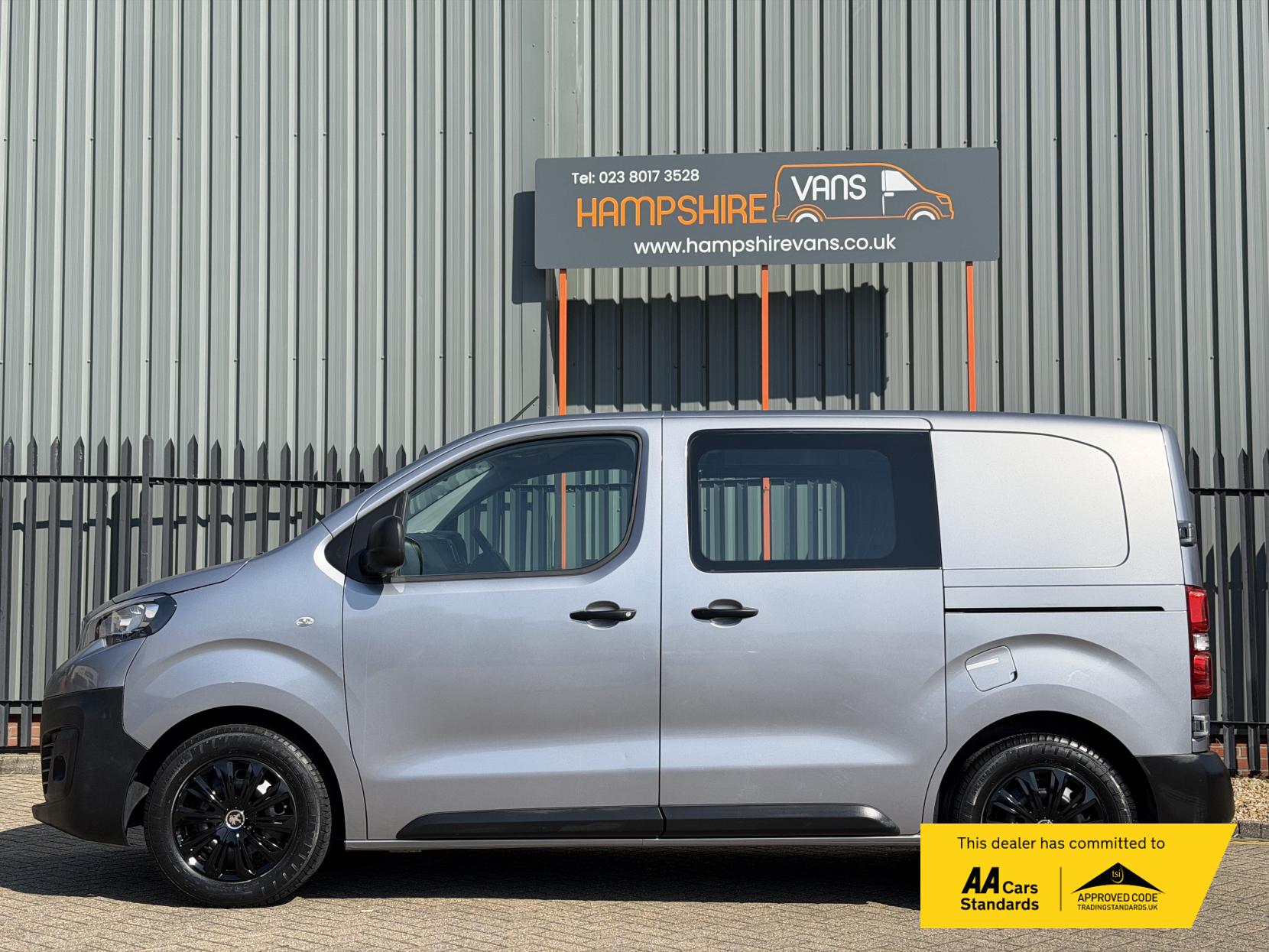 Peugeot Expert 1.5 BlueHDi Compact Combi Van Double Cab 5dr Diesel Manual SWB Euro 6 (s/s) (100 ps)